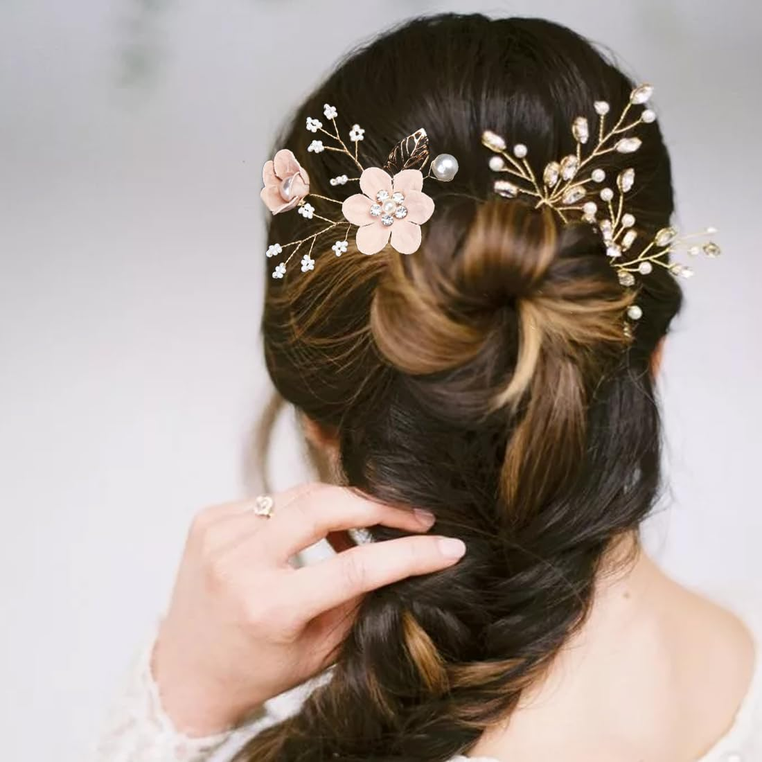 OUDQFCJ Pack of 4 Wedding Hair Pins, Flower Pearls Bridal Hair Accessories, Silver Bridal Jewellery, Hair U-Shaped Wedding Hair Clips for Women and Girls image number 4