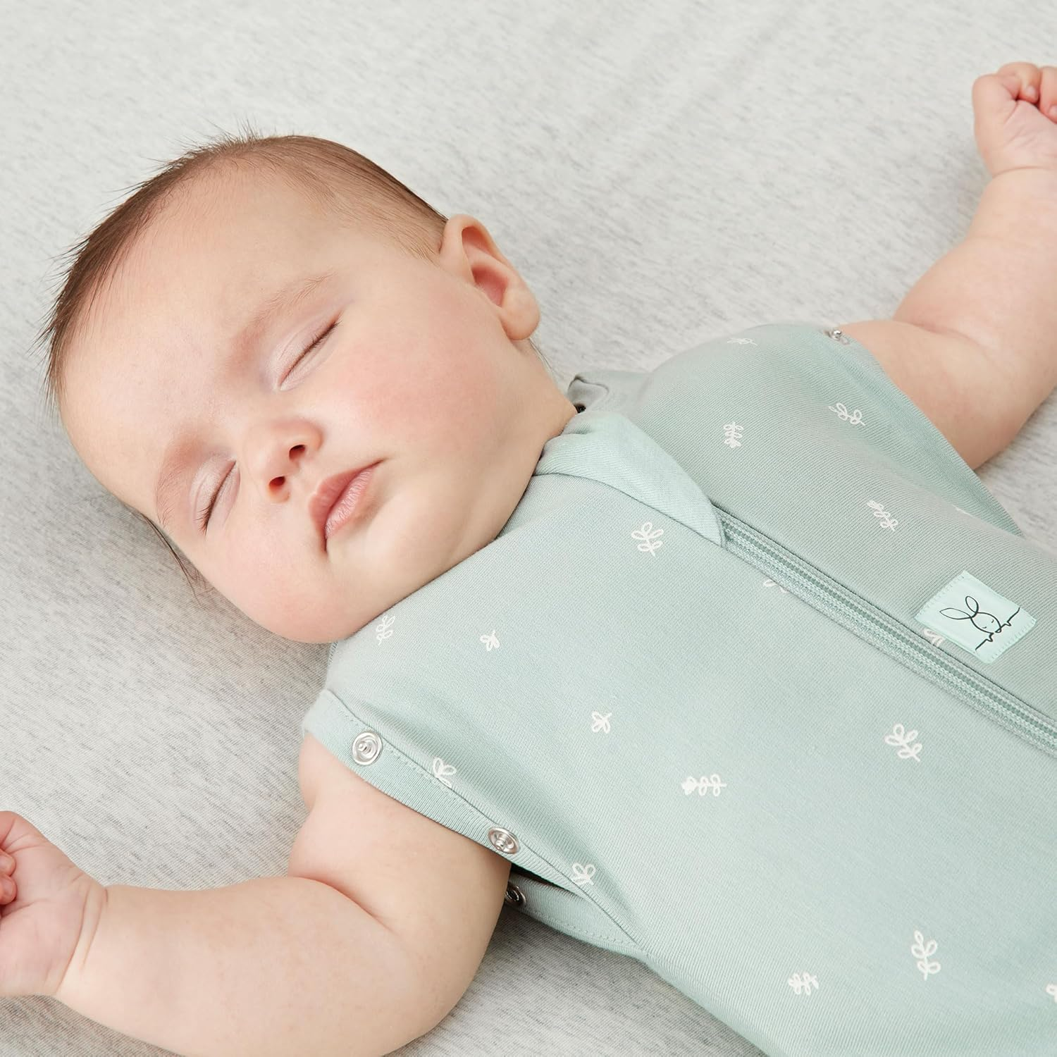 Ergopouch 0.2 TOG Sleeping Bag &ndash; Sleeveless &ndash; 8&ndash;24 Months &ndash; Sage Print &ndash; Organic Jersey Cotton &ndash; Ideal First Sleeping Bag for Arms-Out Sleepers &ndash; Safe & Comfortable Design image number 5