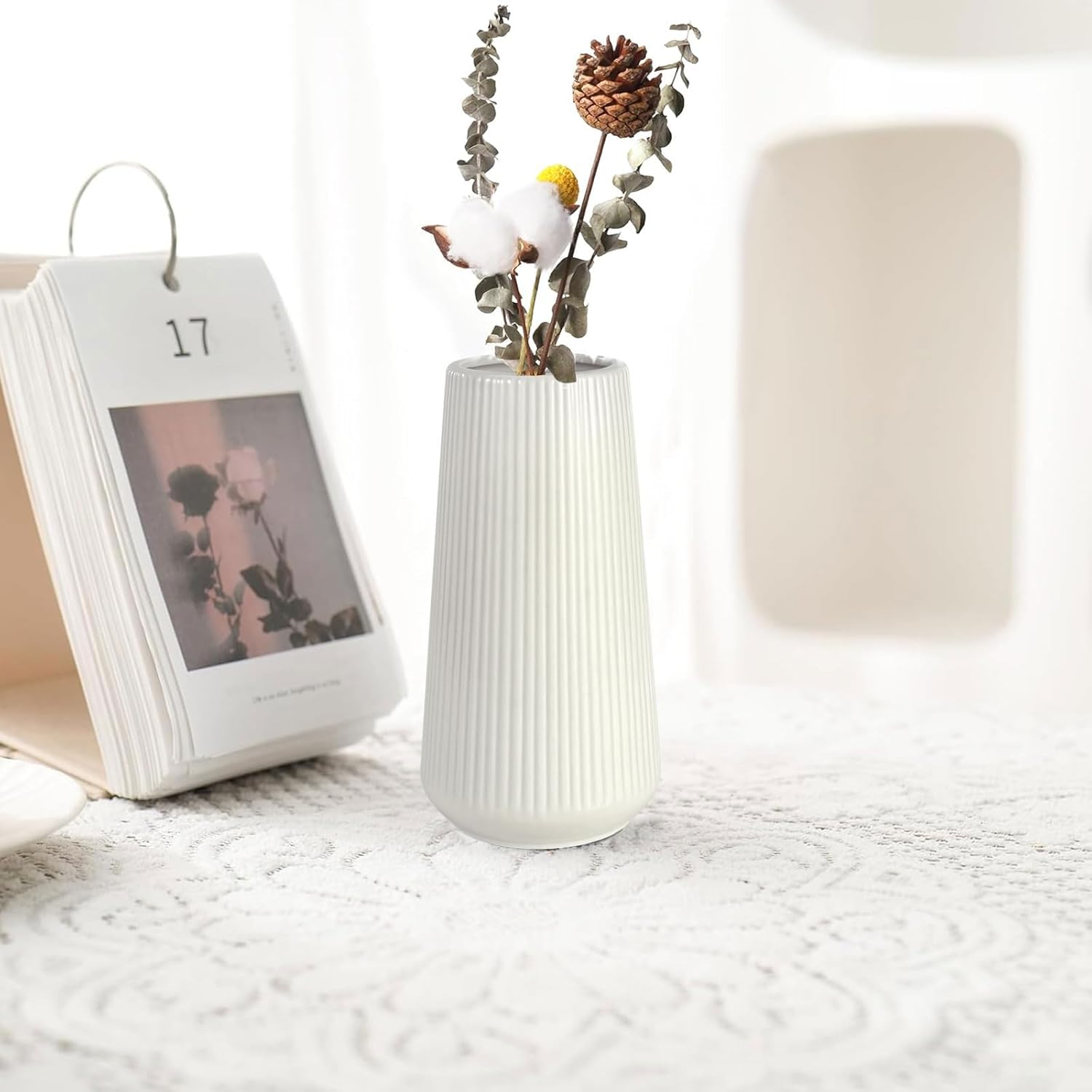 White Ceramic Vase, IGGUCEA Small Cute Flower Vase for Pampas Grass, Home, Living Room, Dining Table, Farmhouse, Office Decor, Bedroom, Table, and Kitchen Shelf - White image number 4