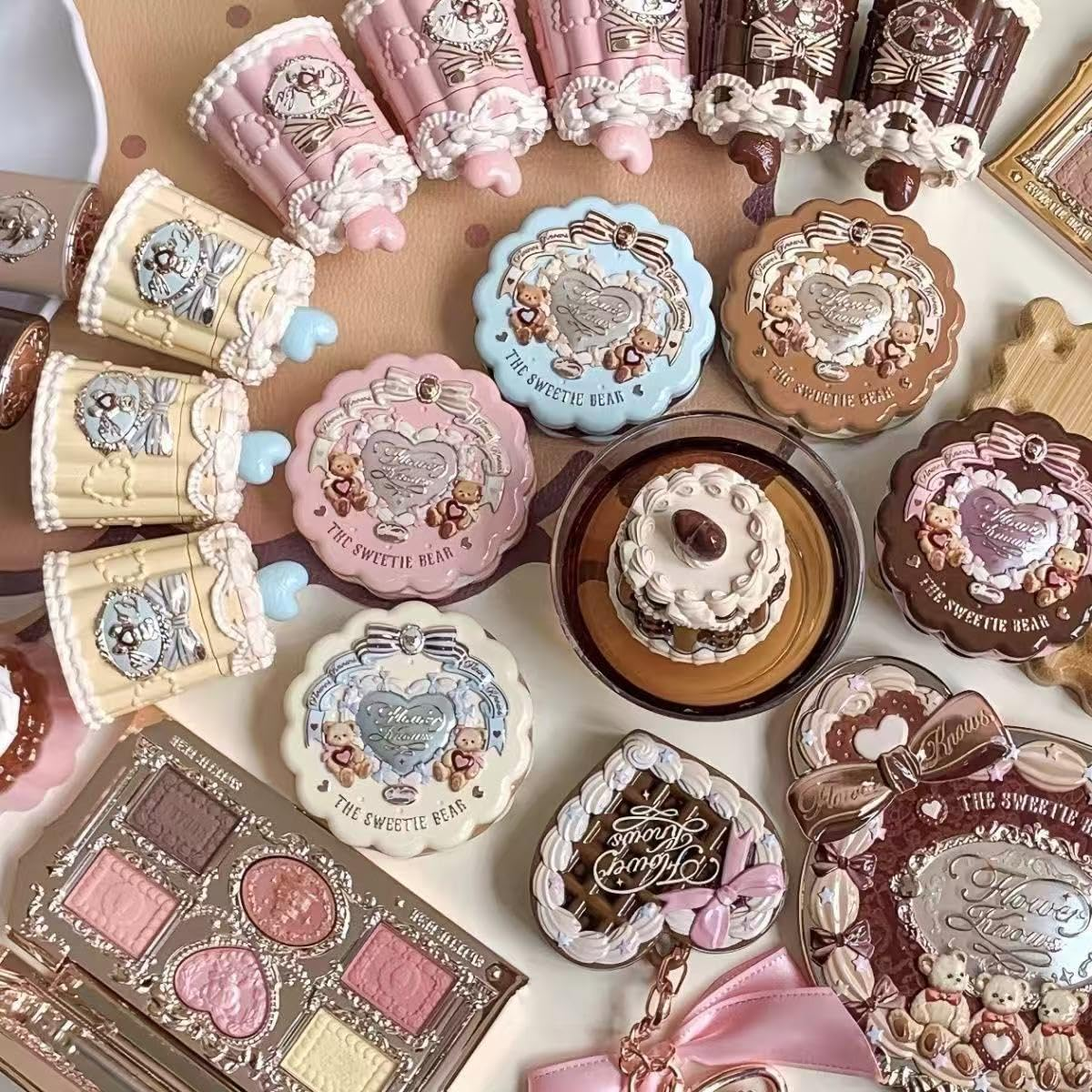 Flower Knows Sweetie Bear Velvet Satin Blush Natural Brightening, Long-Lasting Matte Finish (C03) - C03 image number 2