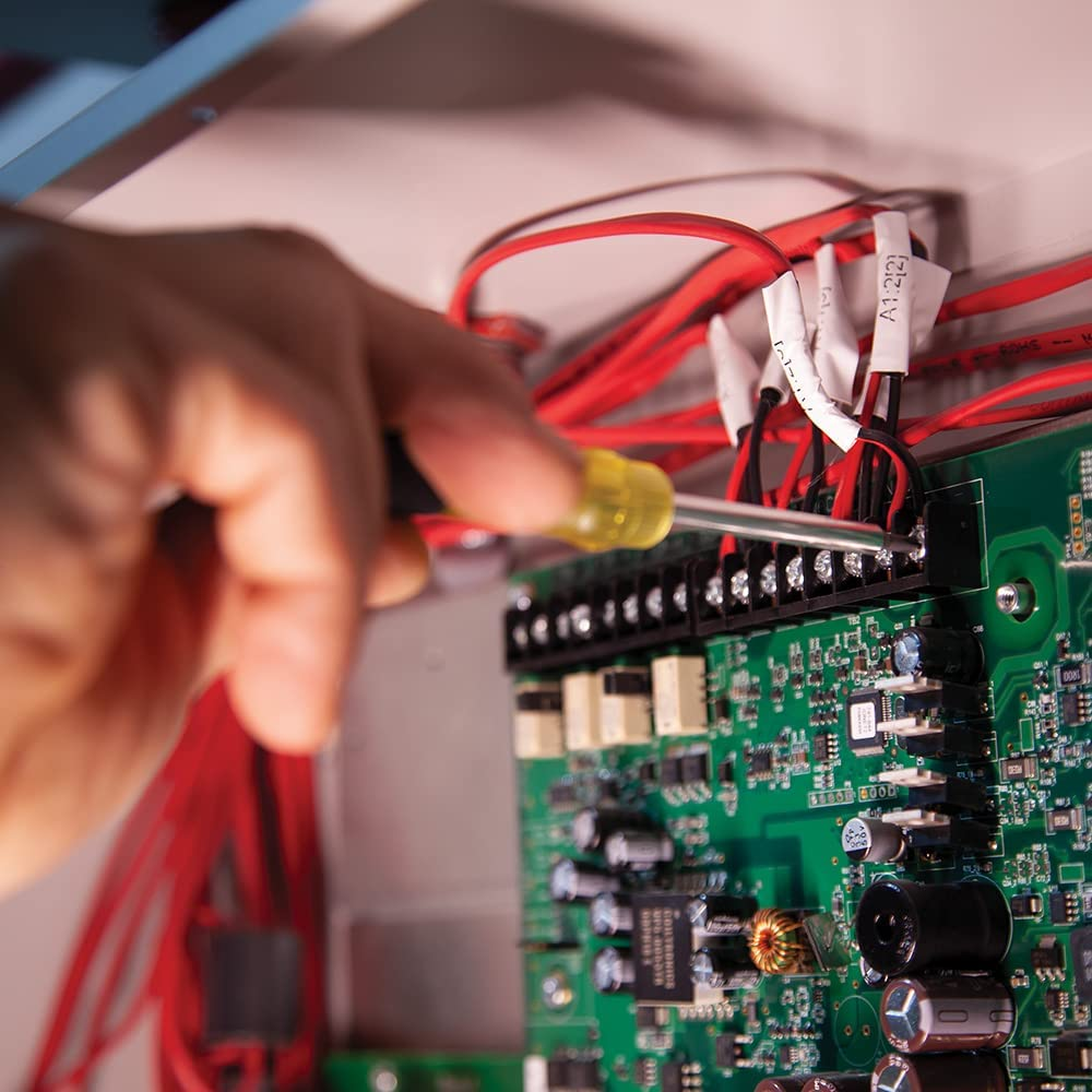 Klein Tools 32614 4-In-1 Multi-Bit Precision Pocket Screwdriver Set image number 5