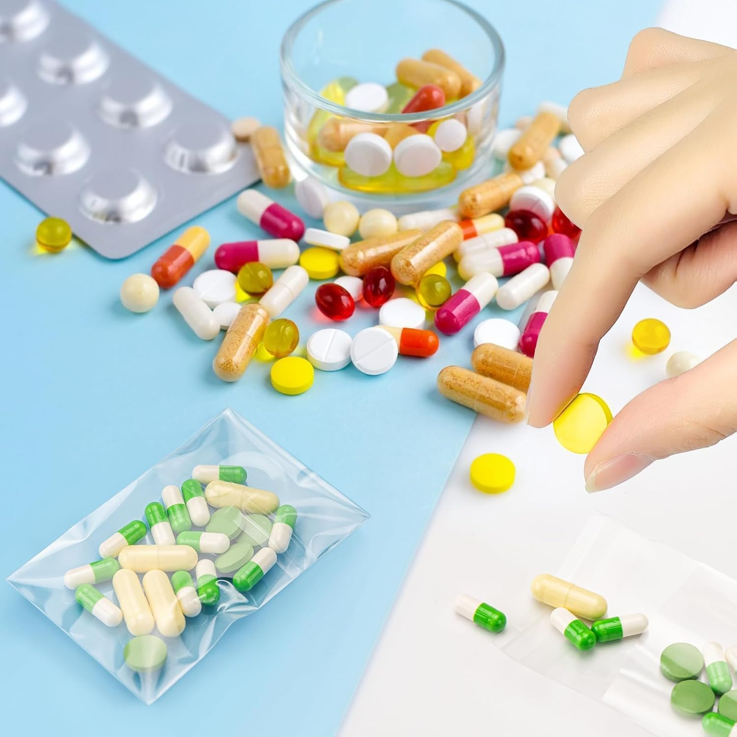 Aubeco 240Pcs Small Cellophane Bags 2X3, Clear Bags, Self Sealing Cookie Bags, Resealable Individual Treat Bags for Packaging Cookies, Candy, Gifts image number 5