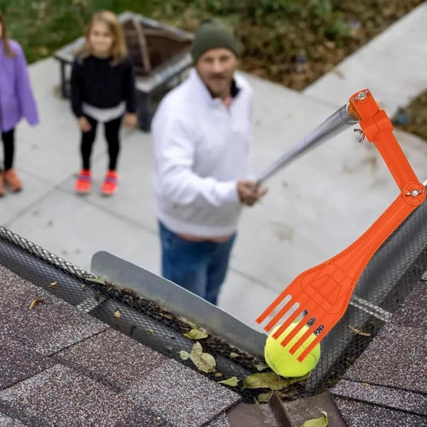 Zalizr Small Gutter Rake, Portable Gutter Cleaning Tool for Leaves and Debris, Multi-Purpose Hand Rake for Gutters, Roofs, and Hard-To-Reach Areas (No Pole) image number 1