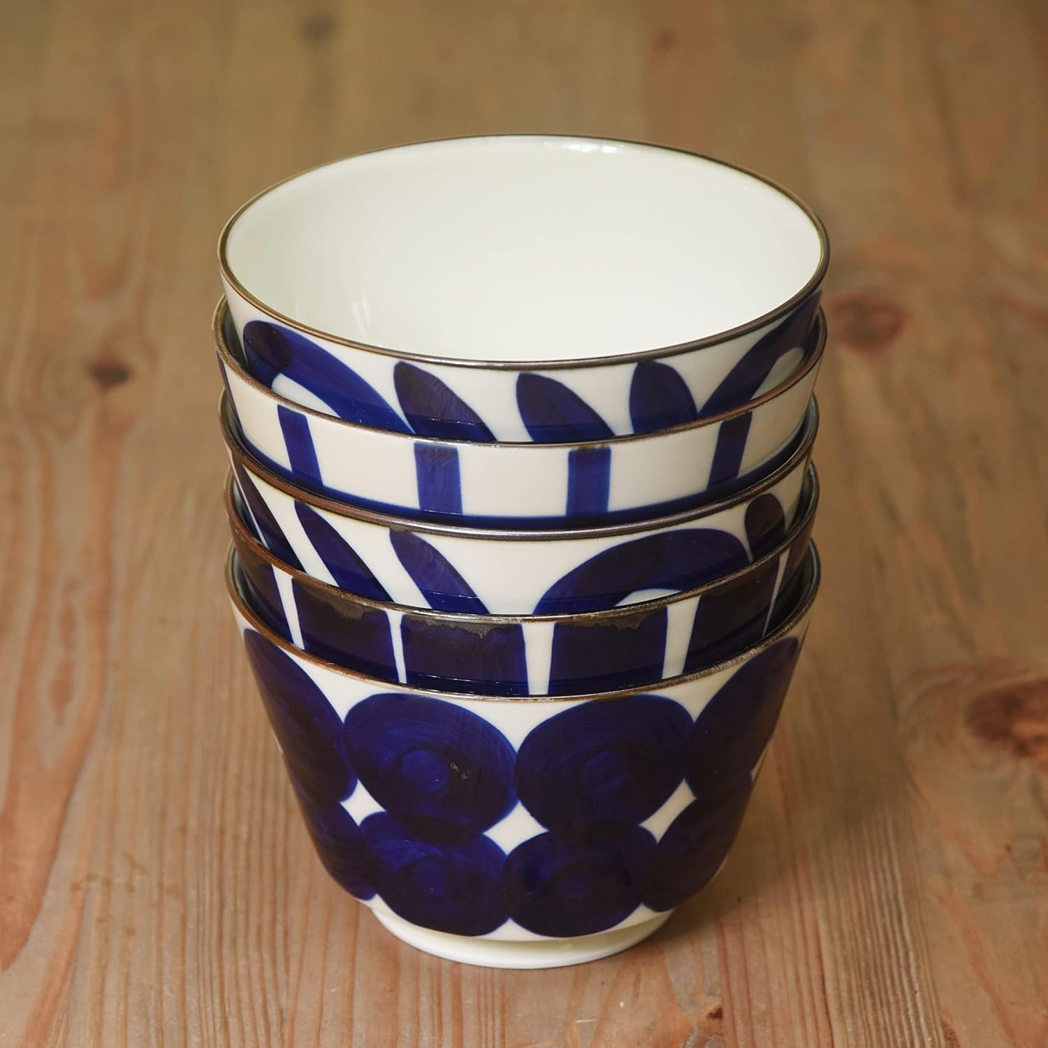 Natural69 Set Product [Hasamiyaki] [QA75] Scorched Kusu Bowl Set of 4 / round Crest, Lattice, Tree Leaves, Mountain Roads, Natural 69 Grilled Scissors, Dishes, Bowl, Microwave and Dishwasher Safe