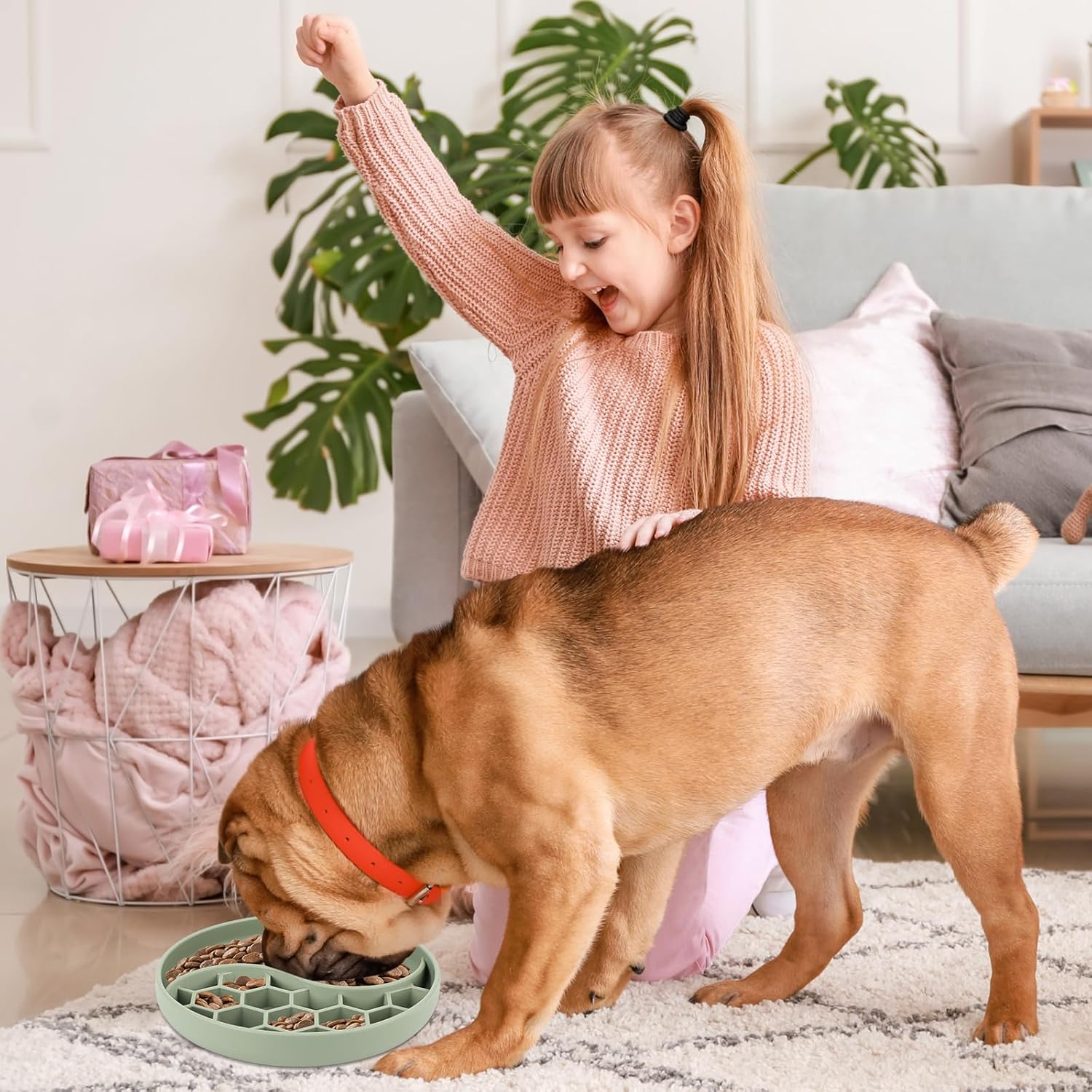 Anti-Sling Bowl for Dogs and Cats, Slow Feeder Cat Wet Food, Slow Feeding Cat Bowl, 20 Cm Lick Mat for Dogs with Large Suction Cups for Cats and Small Dogs image number 1