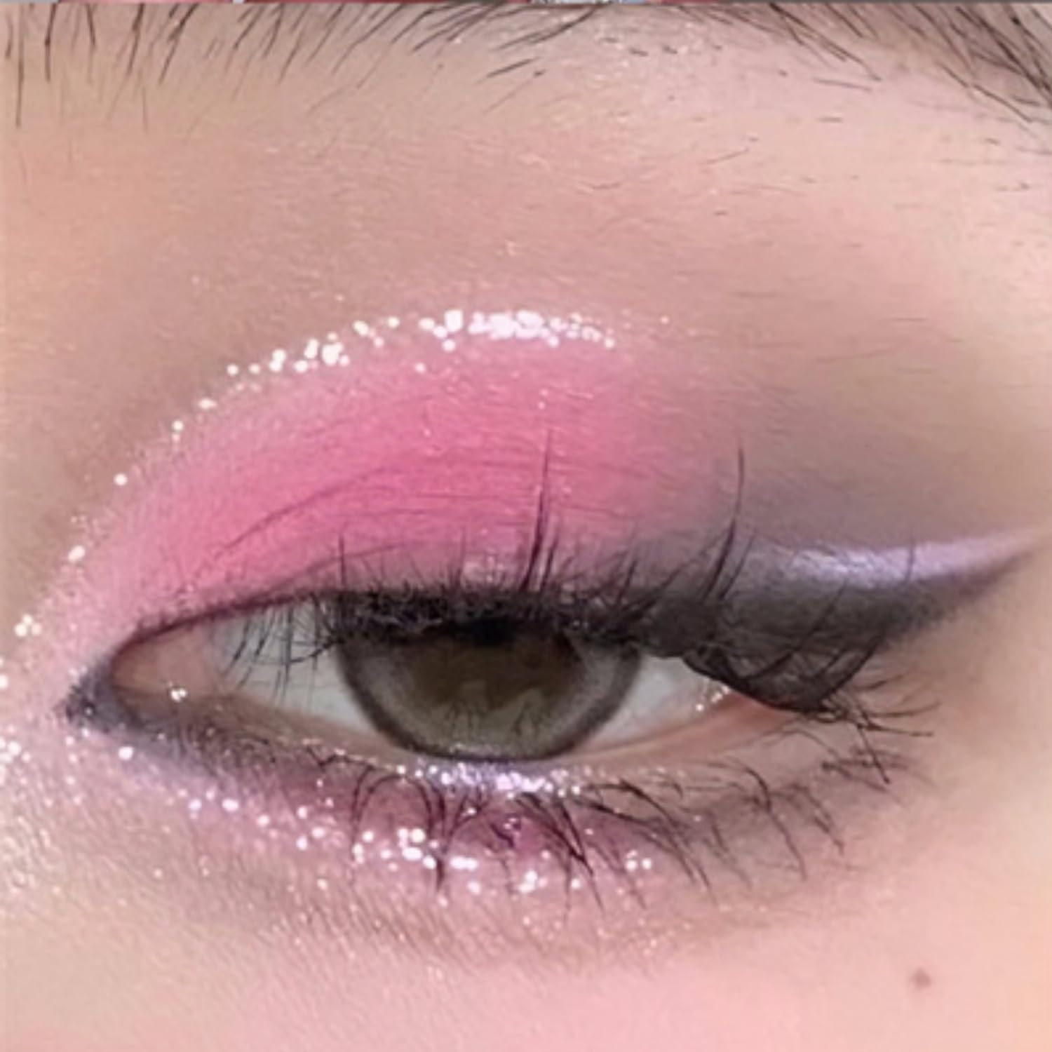 9-Color Korean-Style Eyeshadow Palette, Matte Pearlescent Glitter with Multiple Textures, High Color Rendering, Long-Lasting Water Resistance, Easy to Smut (Optional Style). (Shibuya Spice Girls D) image number 4