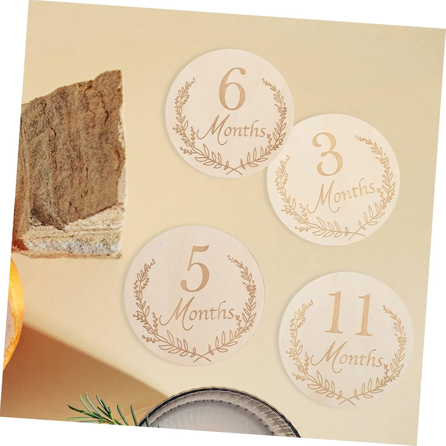 Hohopeti 14Pcs Wooden Growth Milestone Cards Newborn Photo Props Month Announcement for Boy Girl Reusable Recyclable Safe Skin Friendly Design image number 2