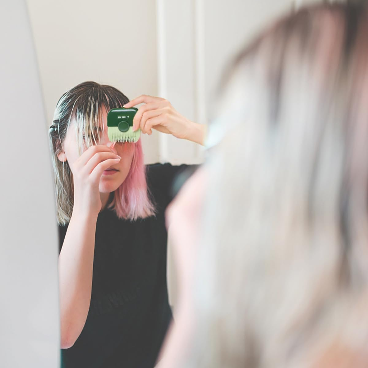 2 in 1 Hair Split End Trimmer for Women - Dual-Side Razor Comb & Portable Hair Clipper for DIY Split Ends Removal,Easy to Use at Home or Travel image number 6