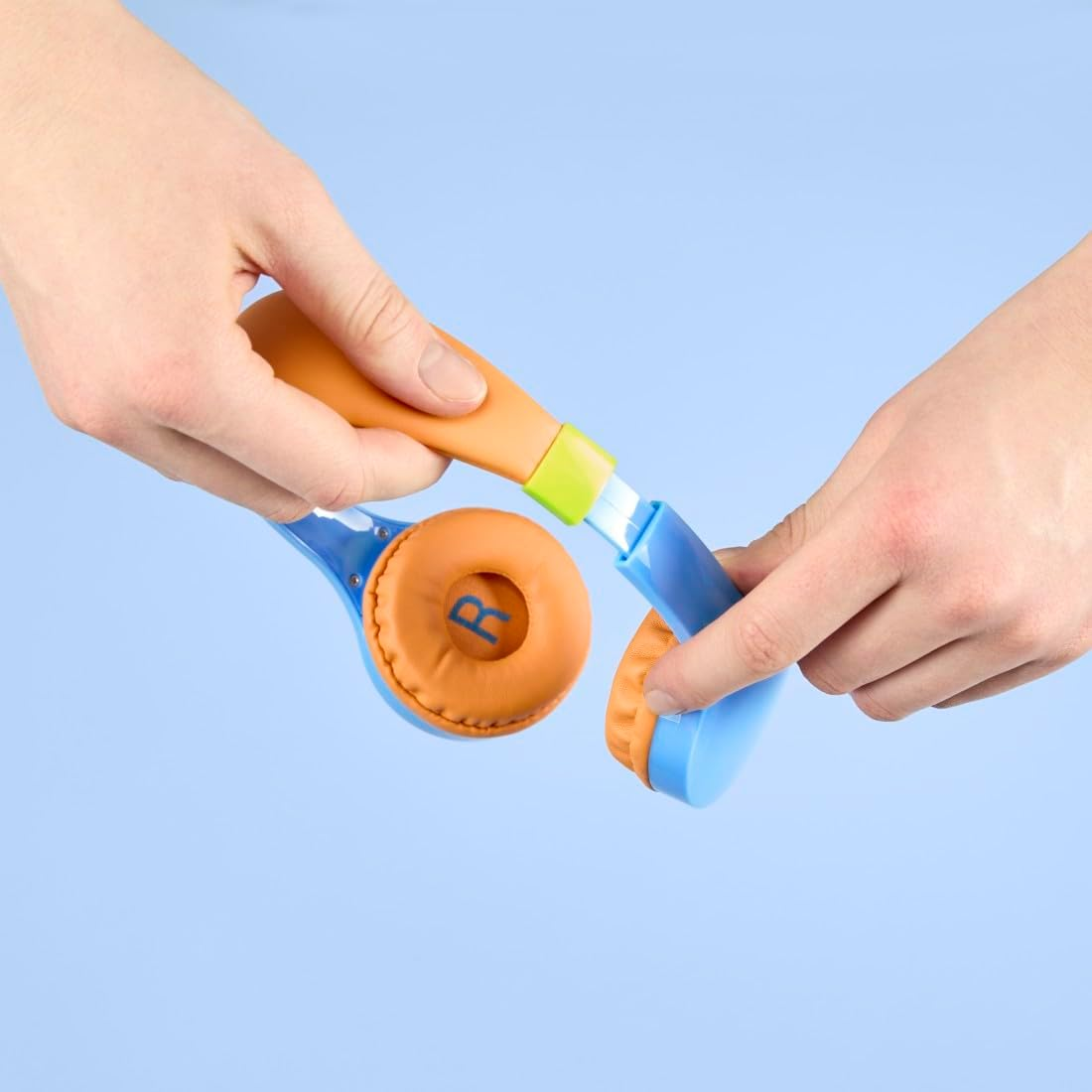 Hama Children'S Headphones (Stereo Headphones, Wired Children'S Headphones with Decibel Limit 85 Db, On-Ear Headset, 120 Cm Audio Cable, 3.5 Mm Jack) Blue/Orange, Small - Blue/Orange image number 4