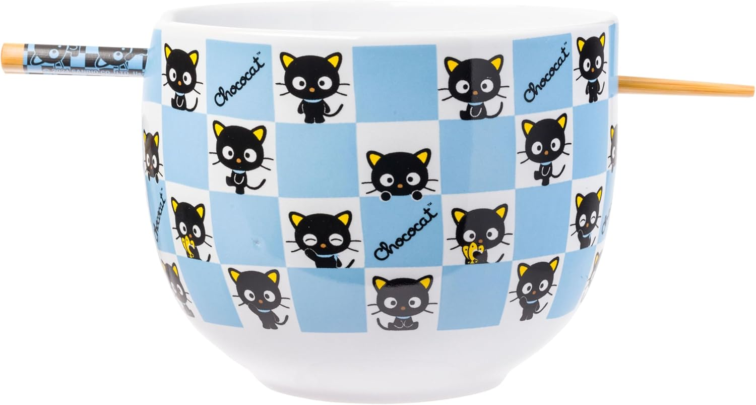 Silver Buffalo Sanrio Hello Kitty Apples and Cinnamon 20-Ounce Ramen Bowl and Chopstick Set