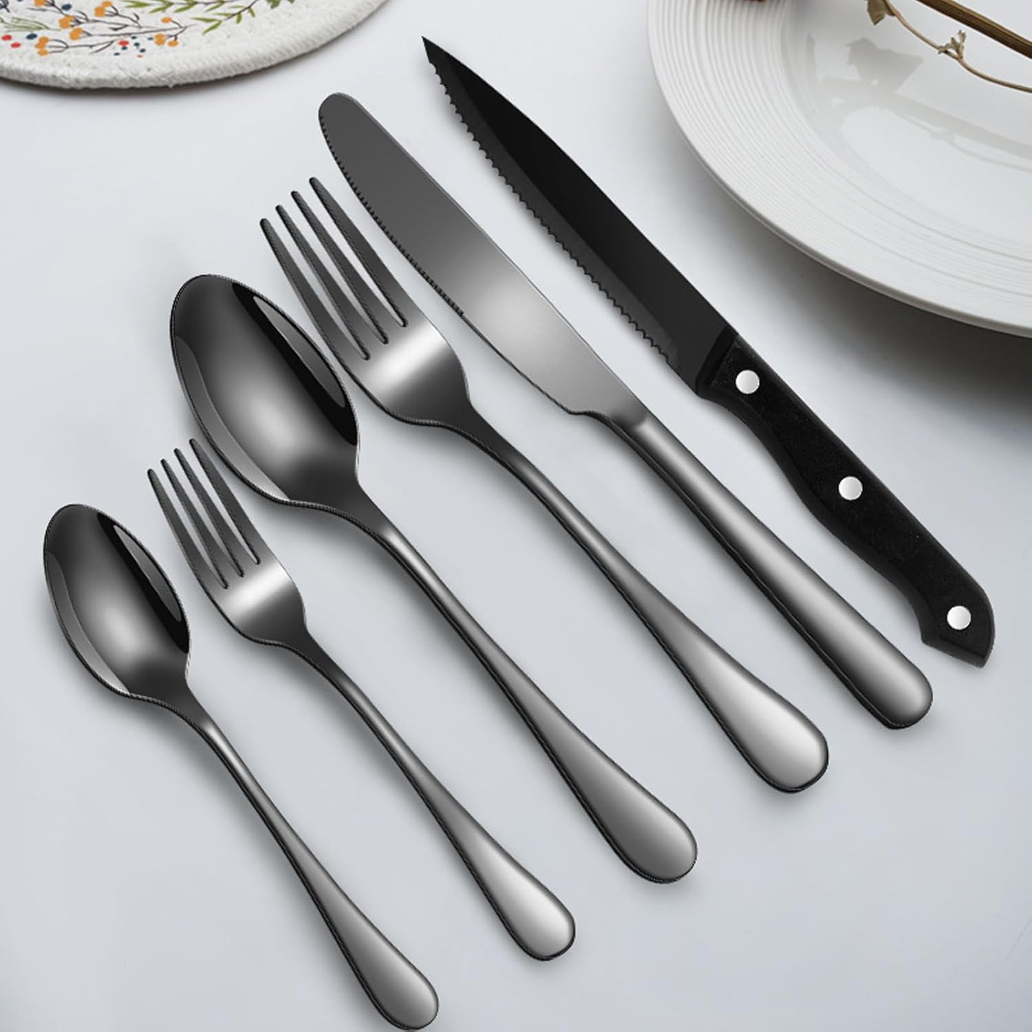 Shgarden 48Pcs Black Silverware Set Stainless Steel Black Flatware Set for 8 Mirror Polished Cutlery Utensil Set Eating Tableware Set for Home Kitchen Restaurant Hotel Dishwasher Safe SH0058 (Black) image number 5