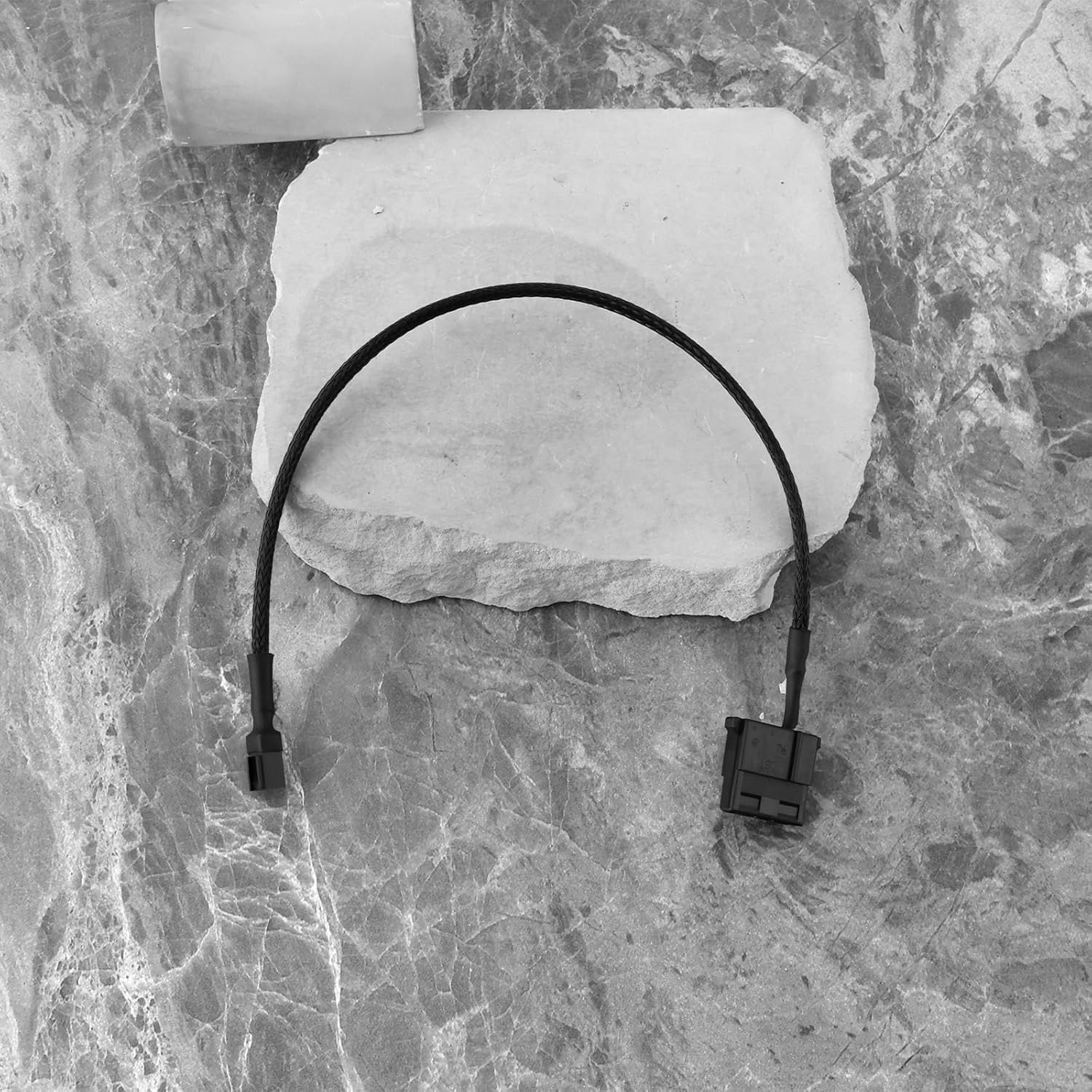 Create Idea 2PCS 3-Pin Fan Header to 12V 4-Pin Molex Power Adapter Cable Computer Cooler Fan Power Cord