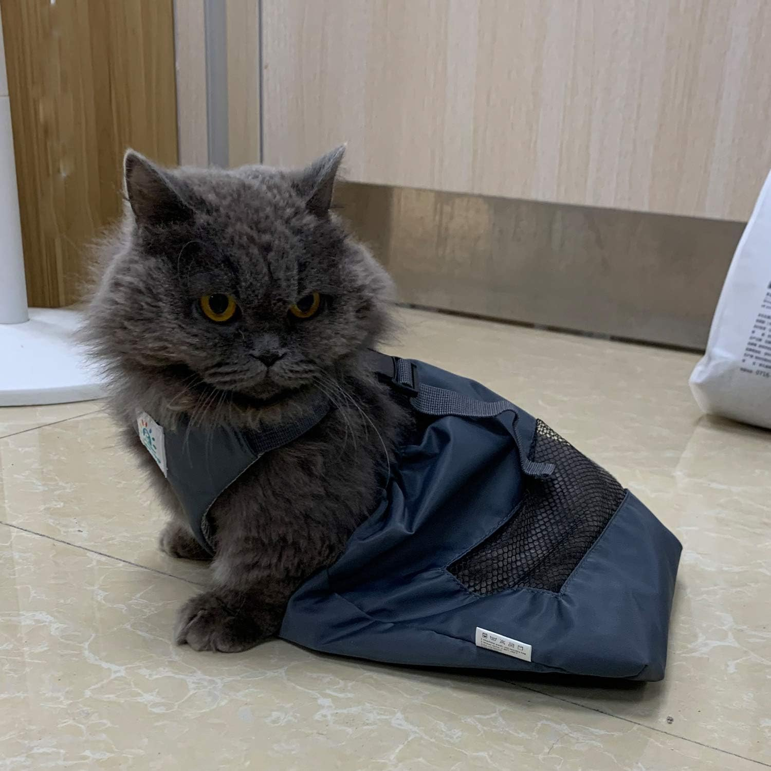 Deryep Dog Drag Bag Durable Indoor Wheelchair Alternative for Paralyzed Disabled Back Rear Legs Dog Protects Chest and Limbs (XS/S) image number 1