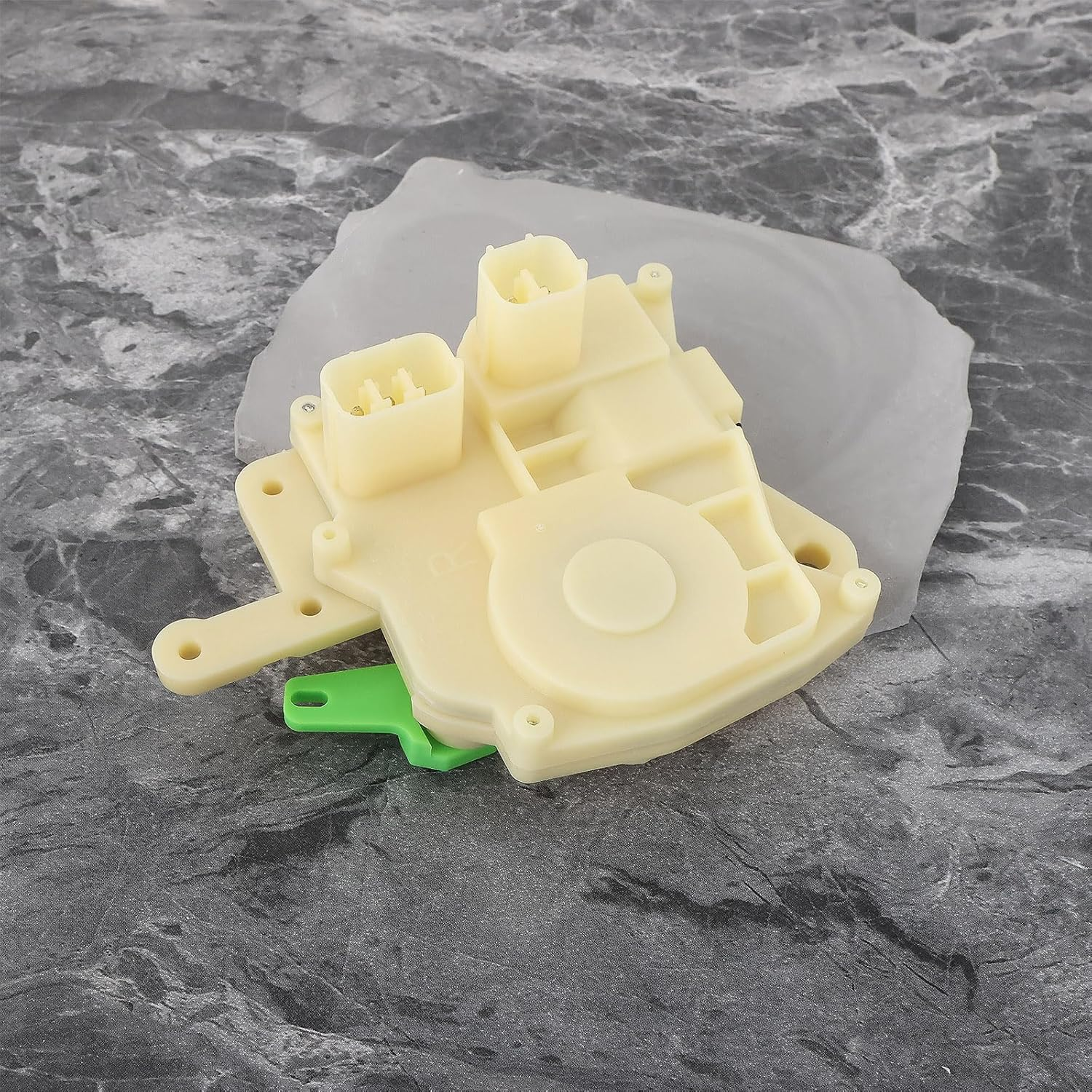 YINETTECH 1Pc Car Rear Boot Tailgate Door Lock Catch Actuator Replacement Part 72115S5AA01 Compatible with Honda MK2 CRV 2001-2006