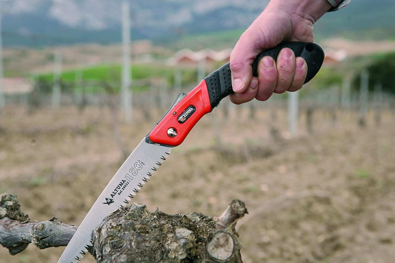 Altuna Folding Pruning Saw Blade, Serrated Japanese 7"/180Mm image number 4