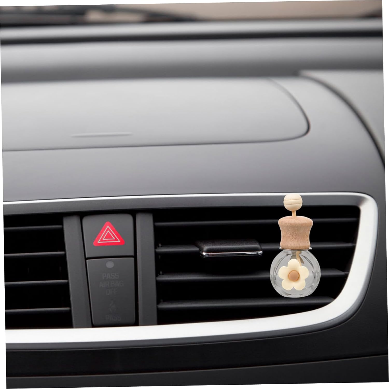 Car Air Freshener Hanging Perfume Bottle Empty Diffuser for Car Stylish Decorative Aroma Bottle image number 3