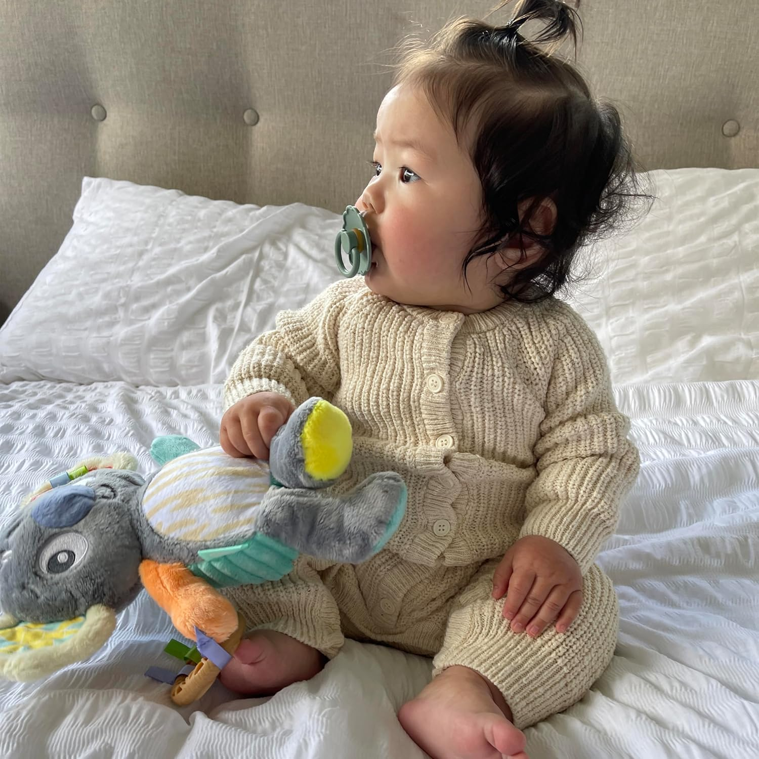 Playgro Fauna Friends Cuddly Koala, Large Plush Toy, Teether, Soft Plush Materials for Baby to Cuddle image number 1