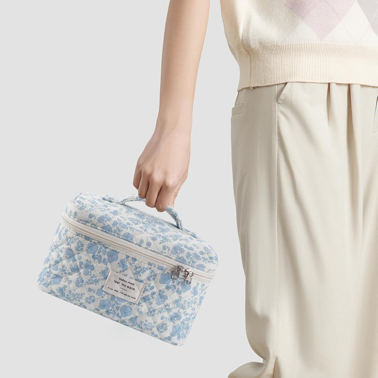 3 Pcs Cotton Quilted Makeup Bag Set,Floral Makeup Bag,Cute Makeup Bag,Travel Makeup Bag,Large Toiletry Cosmetic Bag Makeup Bag Organizer for Women Girls image number 6