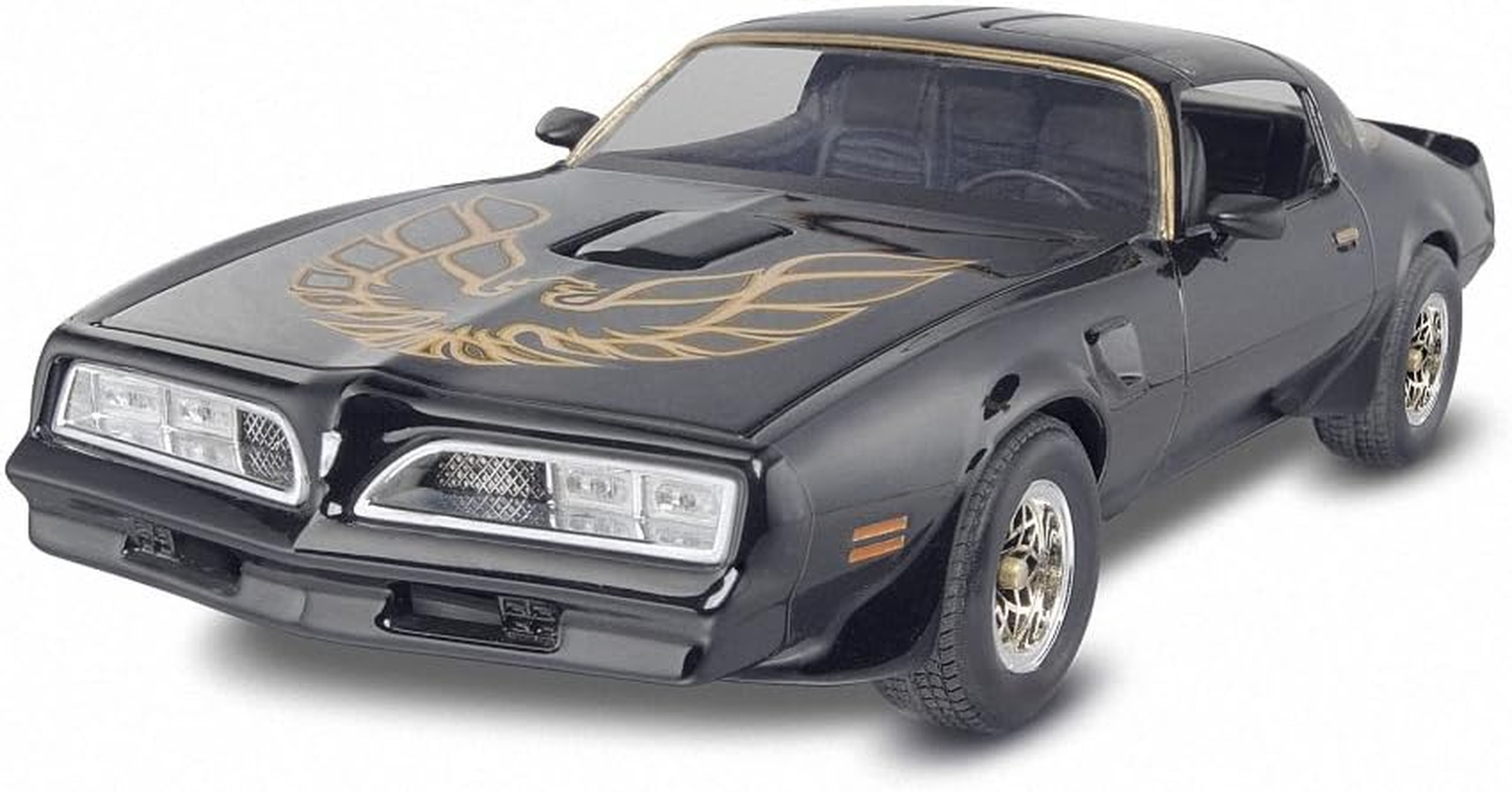 Revell 70 Dodge Challenger 1:24 Scale Model Kit -Plastic Model Kit image number 3