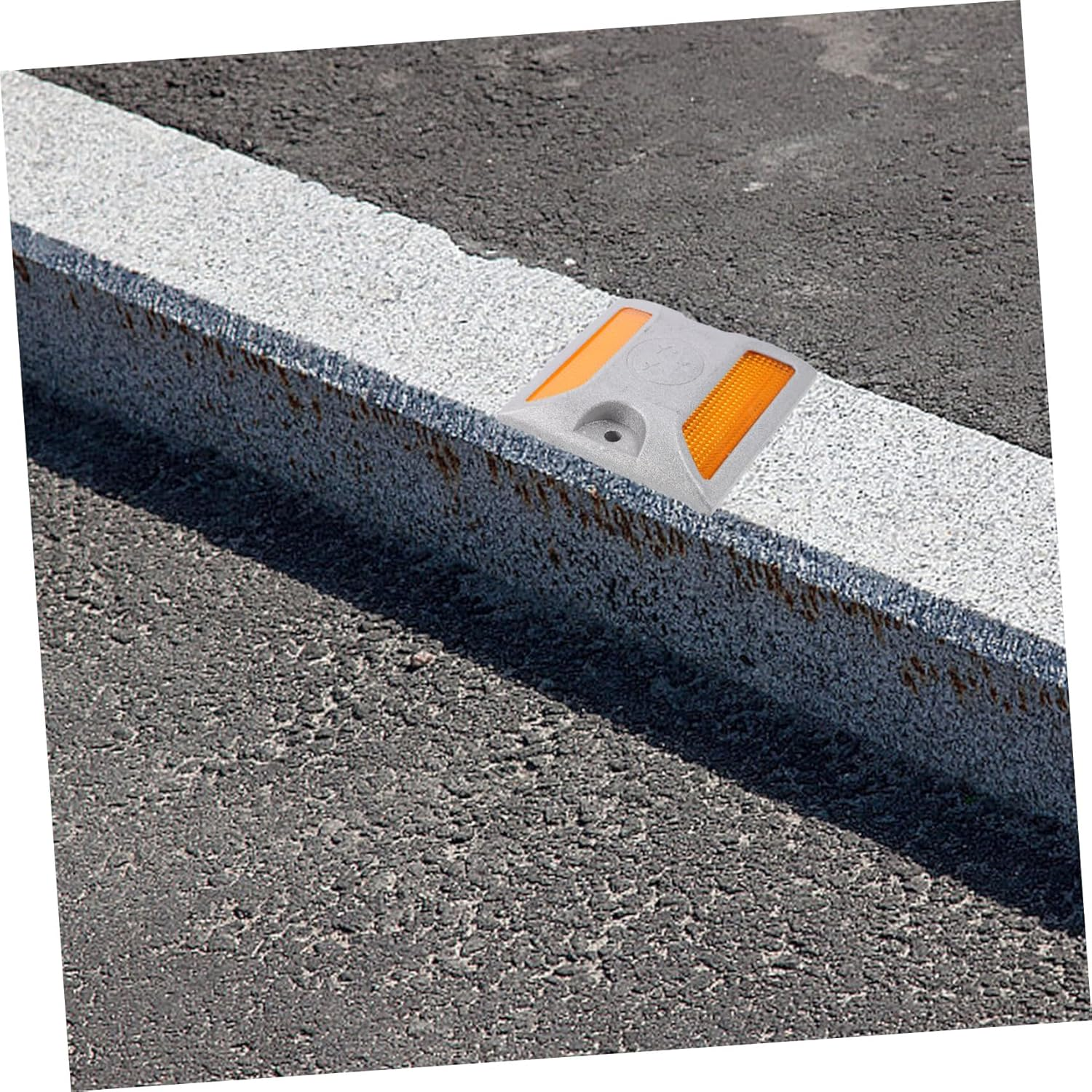 PAMINGONO 2Pcs Reflective Aluminum Driveway Markers for Nighttime Safety Emergency Road Reflectors High Visibility Sturdy Road Studs for Pavement and Driveway