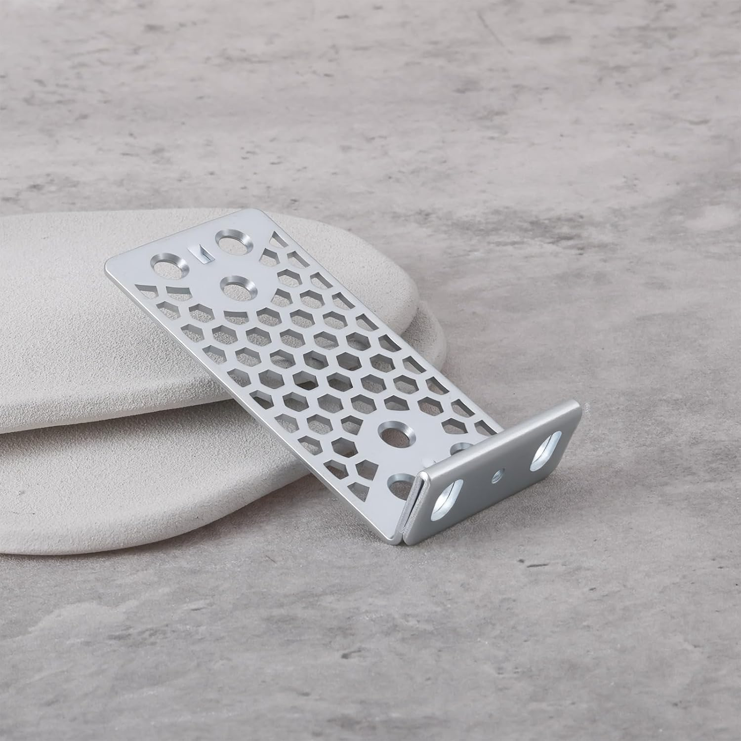 2Pcs Rack Ears with Screws Compatible with Cisco 3850 3560 3550 2960X 2960Xr 9300 19Inch Rack Mounting Holes image number 5