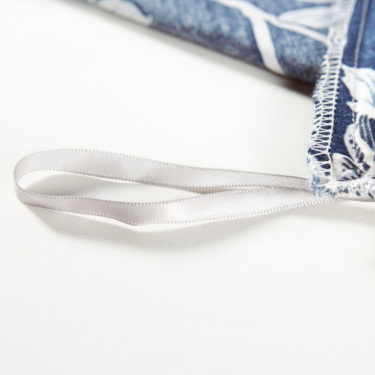 Eastern Floral Chinoiserie Blossom Print Duvet Quilt Cover Navy Blue Tan White Asian Style Botanical Tree Branches Ornamental Drawing 400TC Egyptian Cotton 3Pc Bedding Set (King) image number 5