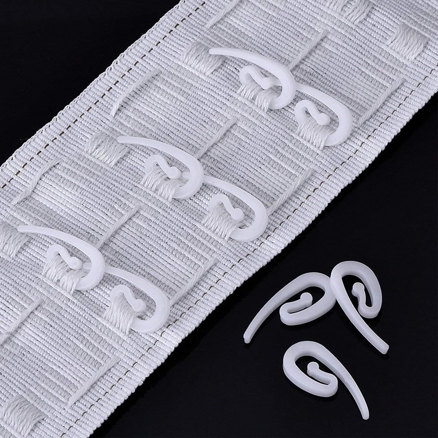 XUTONG 150PCS Curtain Hooks, Metal Drapery Rings and Plastic Hooks, White