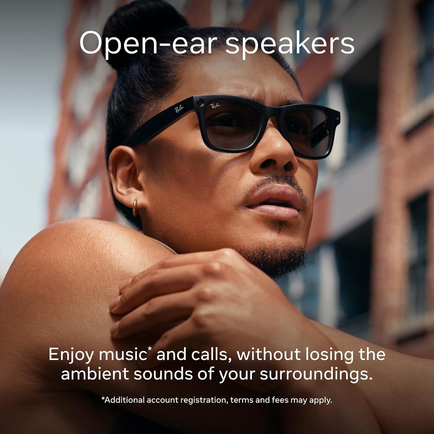 Ray-Ban Meta Wayfarer Glasses with Meta AI - Black/Transitions image number 1