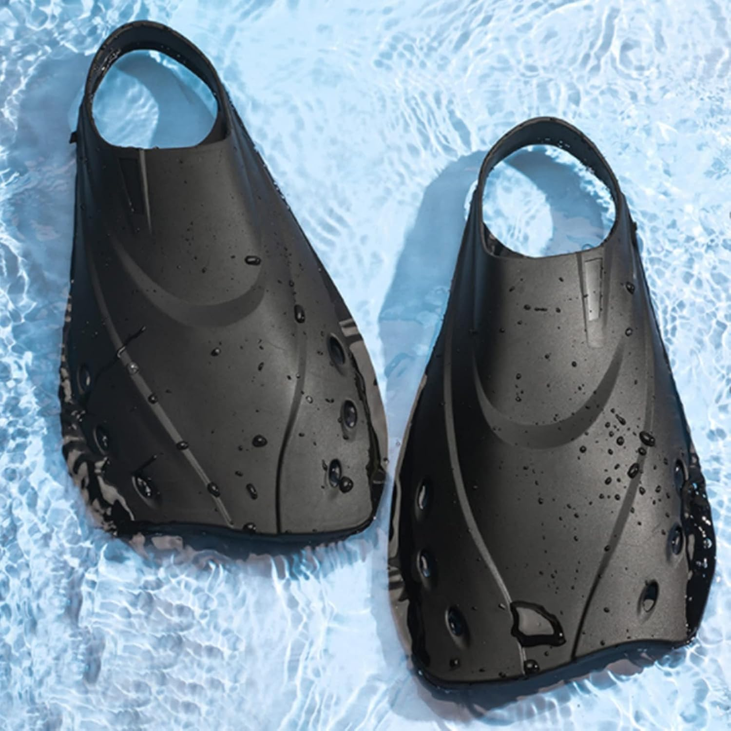 Black Short Fins Comfortable and Adjustable Swimming Training TPR Short Fins Softer Edges for Snorkeling, Swimming and Diving image number 1