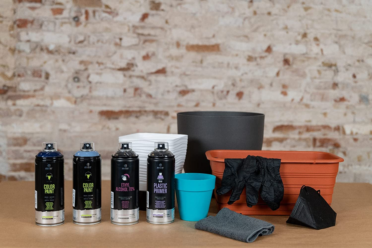 Montana Colors MTN PRO Plastic Primer Spray, 400 Ml image number 4