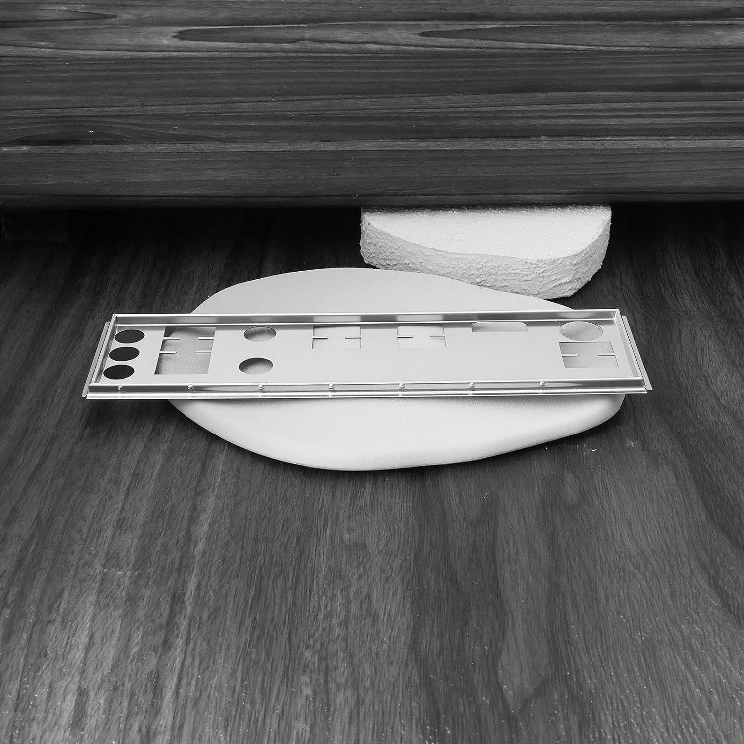 Ecsing 2Pcs I/O Motherboard Back Plate Compatible with Gigabyte B450M DS3H Wifi image number 6