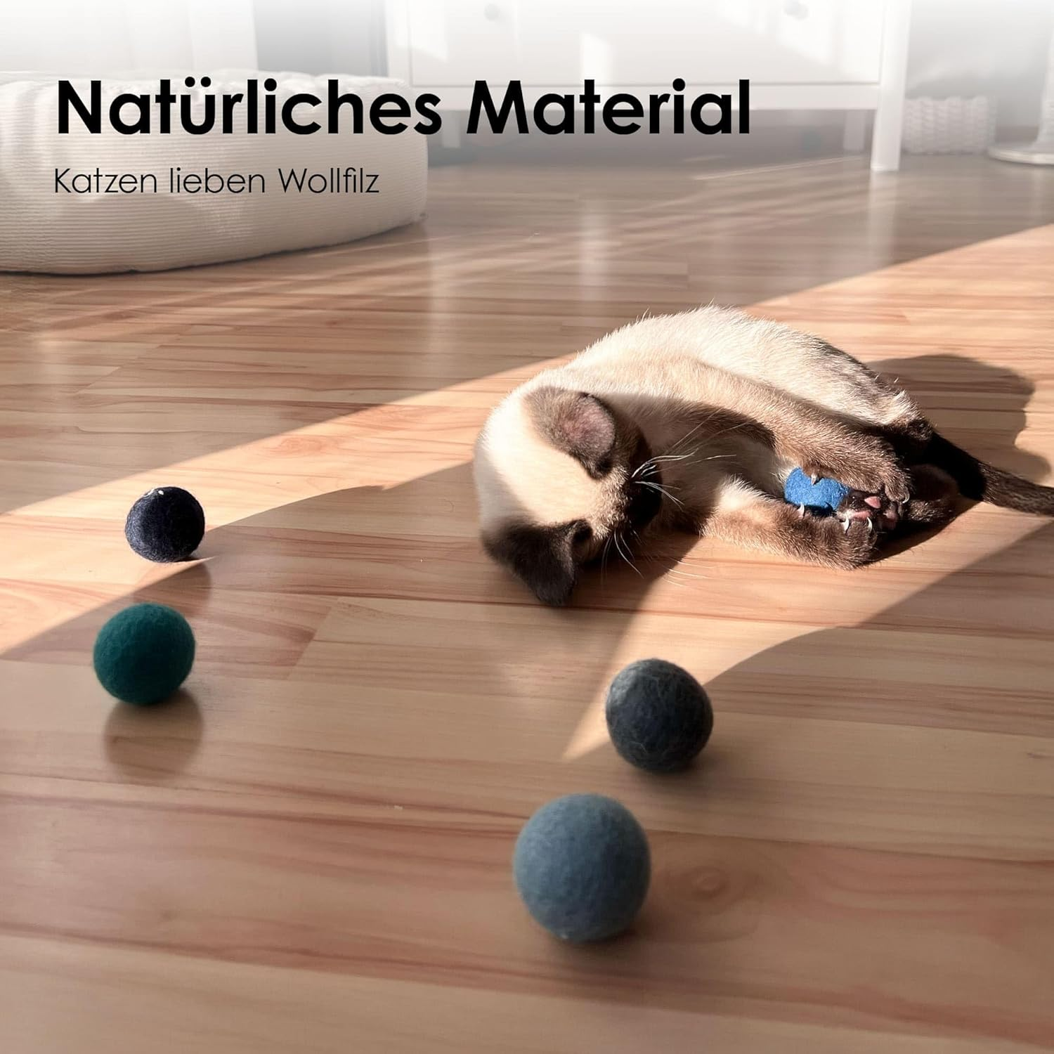 Lucybalu&reg; Felt Balls for Cats, Cat Toy Made of 100% Wool, Pack of 6, Blue image number 3