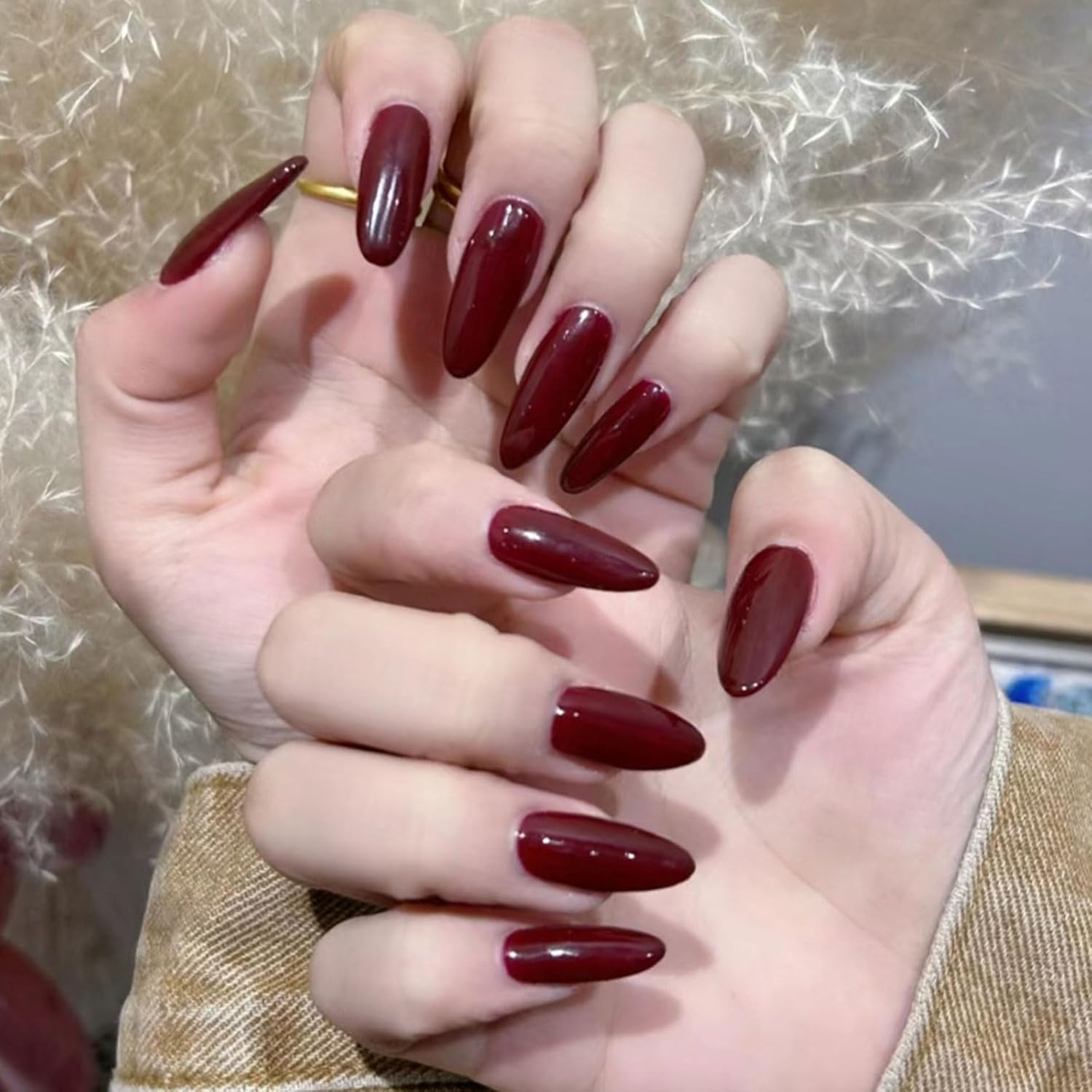 Lunarcharm Set of 30 Wine Red Press-On Nails, Short Almond False Nails, Reusable Nail Set with Nail Glue, Adhesive Tabs and Nail File, Red image number 4