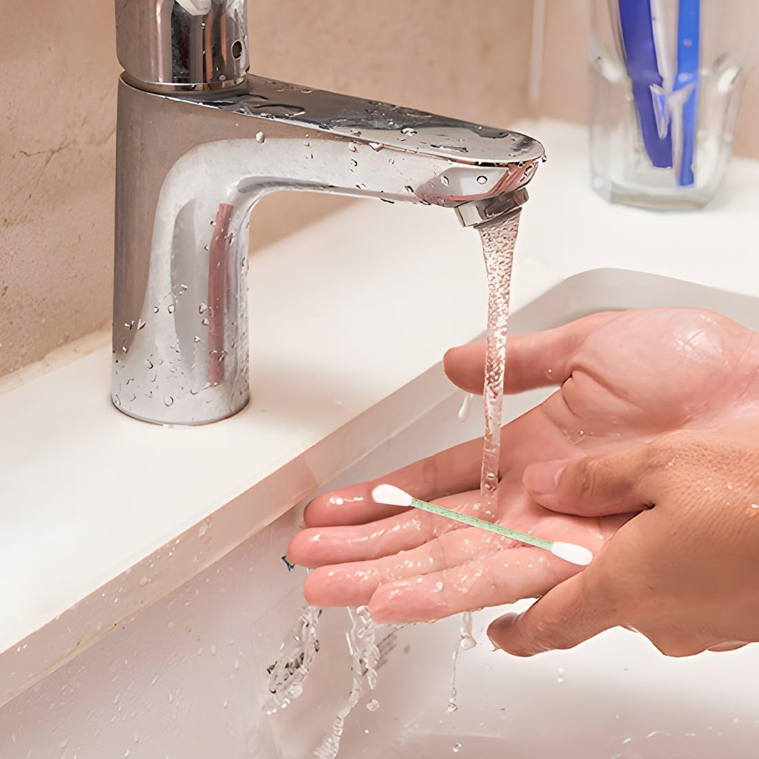 Pack of 4 Cotton Buds Reusable Ear Sticks Double Ended Spiral Reusable Cotton Buds Ear Cleaner Spiral with 2 Containers Green and Blue for Ear Cleaning Make-Up, Etc image number 4