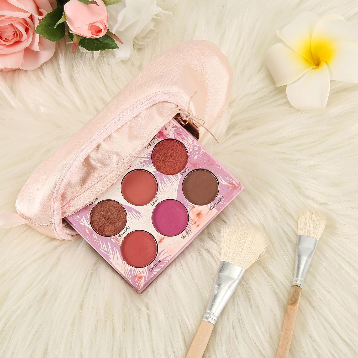 PEUTIER Ballet Shoe Makeup Bag, Pink Ballet Slipper Bag Dancer Cosmetic Bag Portable Ballet Pointe Shoe Makeup Pouch Organizer for Woman Girl Dancers Travel Gifts, Pink, M image number 4