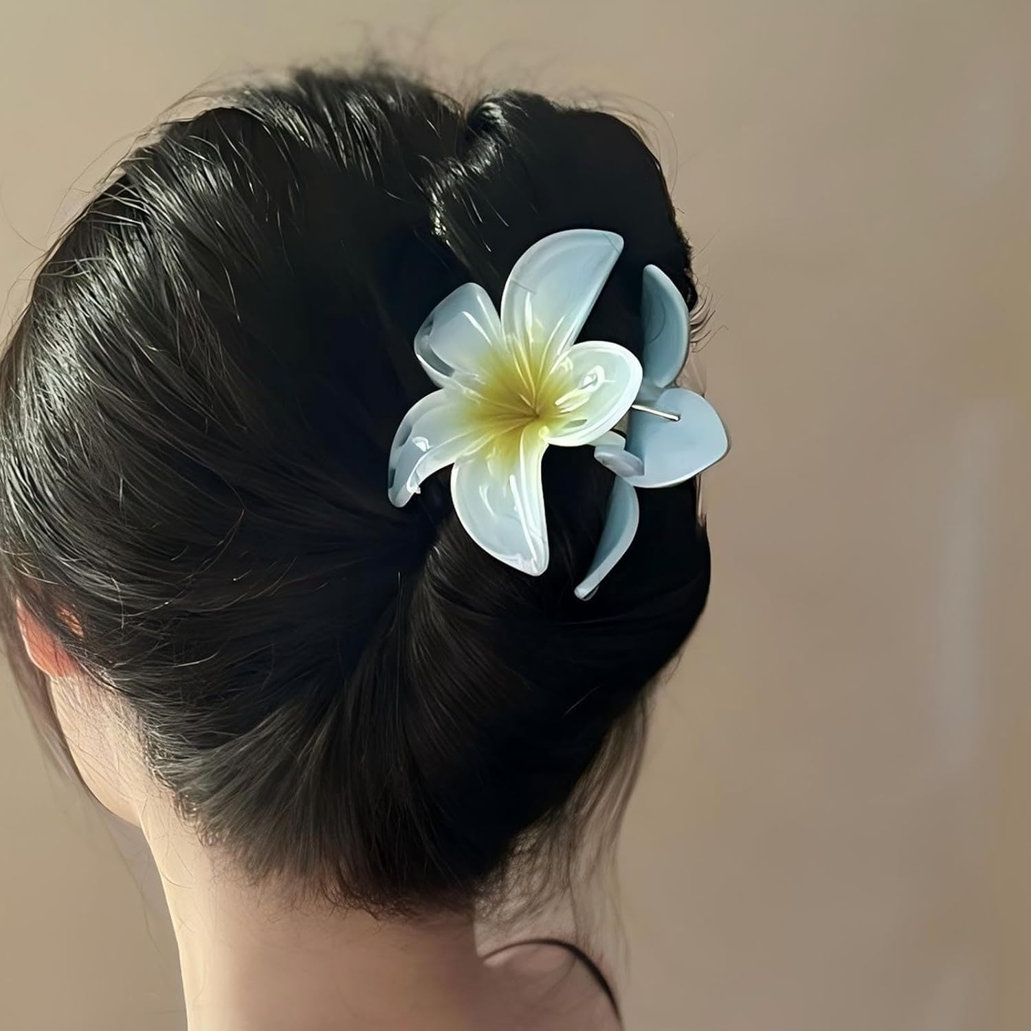 Inateannal Flower Hair Clips for Women Thick Hair Large Blue Flower Claw Clips Hawaiian Floral Hair Accessories Strong Hold Non-Slip Hair Clips Summer Beach Floral Claw Barrette image number 4