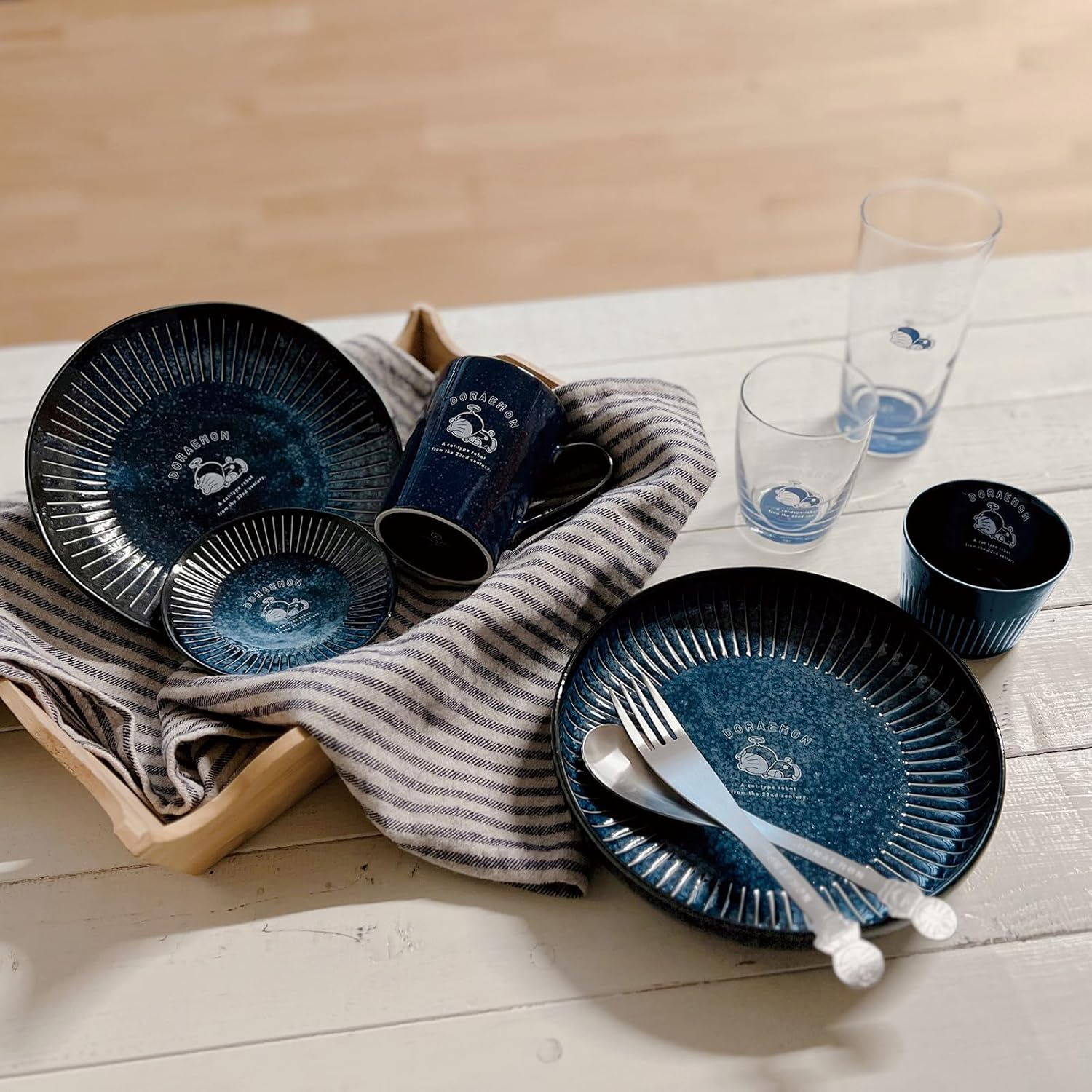 Doraemon 011140 Rice Bowl, Rice Bowl, Diameter 4.7 Inches (12 Cm), Height 2.4 Inches (6 Cm), Microwave Safe, Dishwasher Safe, Indigo, Made in Japan image number 4