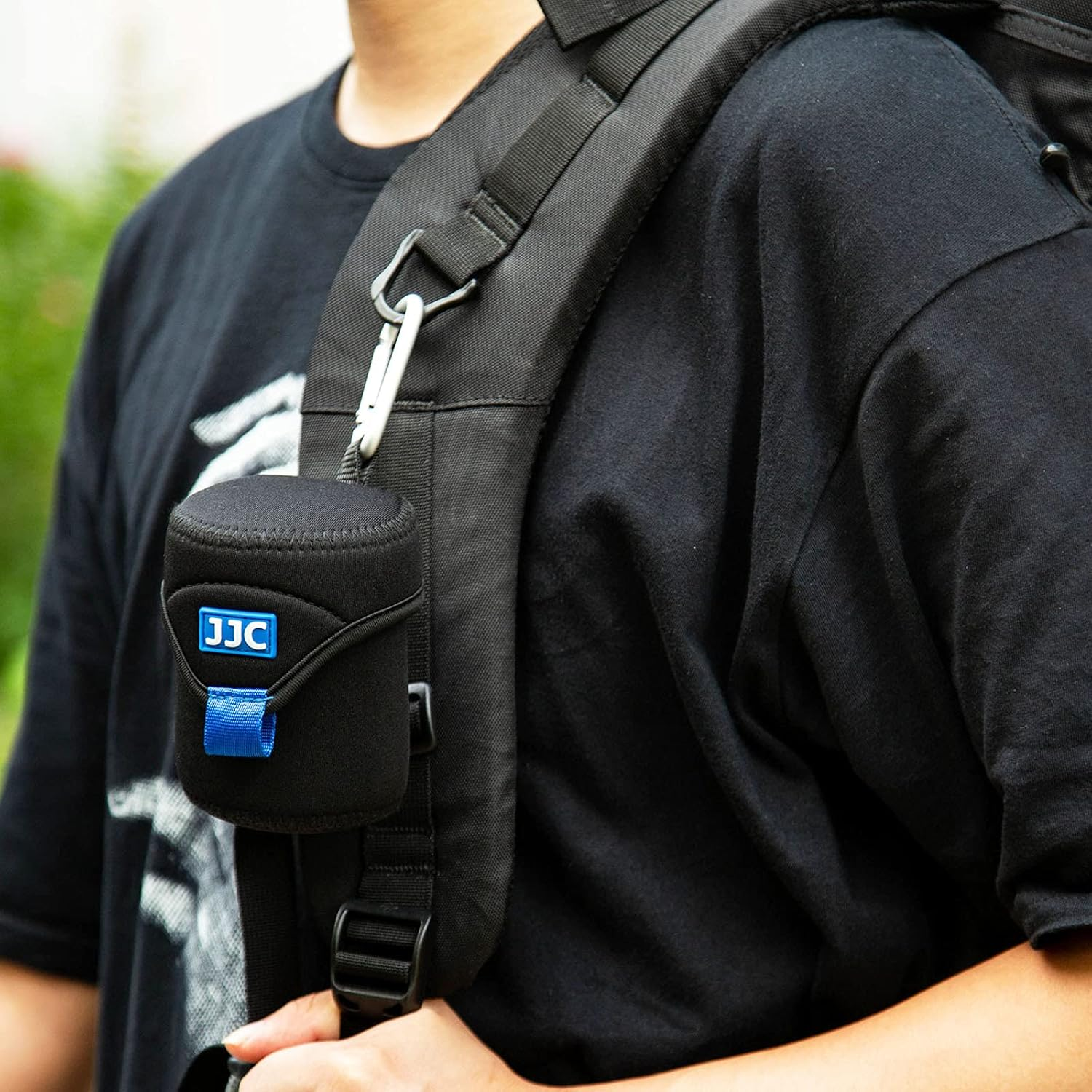 JJC Lens Case Pouch for Sony E PZ 16-50Mm F3.5-5.6 Oss/Nikon Nikkor Z DX 16-50Mm / Canon EF-M 22Mm F2 Stm/Olympus M.Zuiko Digital ED 14-42Mm Lens and Other Lens below 62 X 40Mm, with Carabiner X 1 image number 1