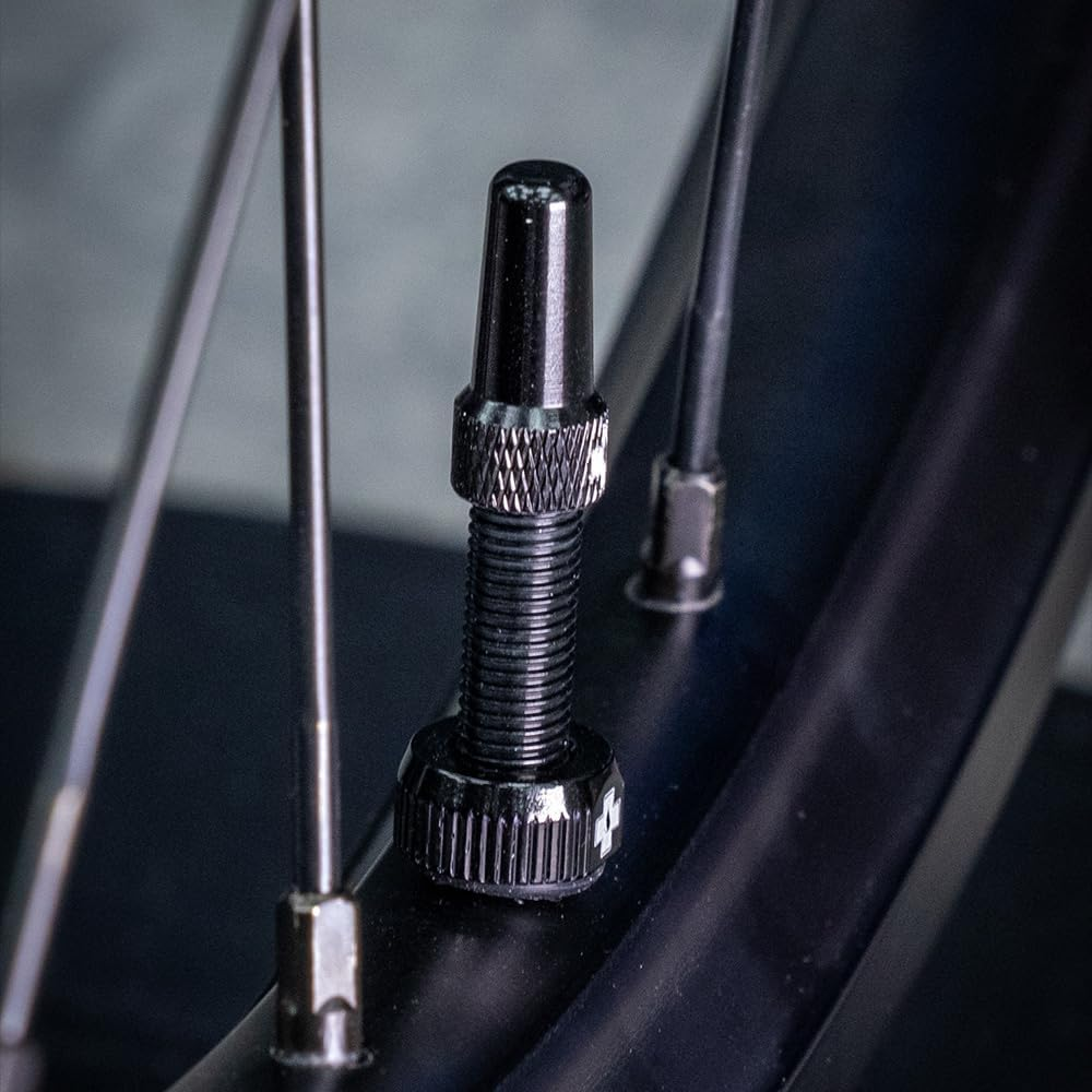 Muc-Off Tubeless Valves, Black 44Mm - Dust Caps for Bikes with Valve Core Removal Tool - Presta Valve Caps for Tubeless Mtb/Road/Gravel Bikes image number 2