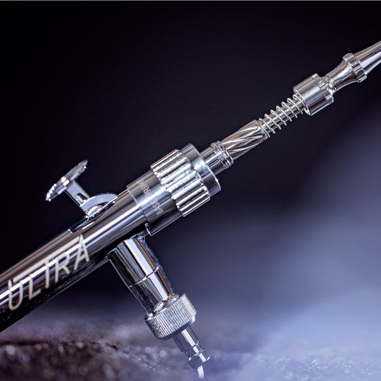 Harder & Steenbeck Airbrush &ndash; ULTRA 2024 I German-Engineered Dual Action Airbrush Painting Set with Gravity Feed I 0.45Mm Self-Centering Nozzle I 5Ml Paint Cup I 120231 image number 5