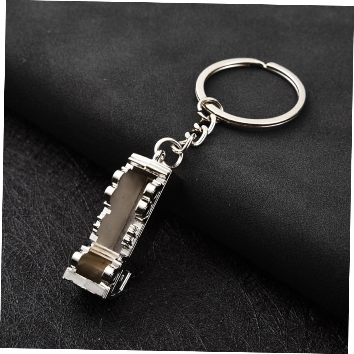 3Pcs Metal Truck Key Ring Keyfob Keychain - Creative for Truck Drivers and Lovers, Compact and Lightweight, Silver