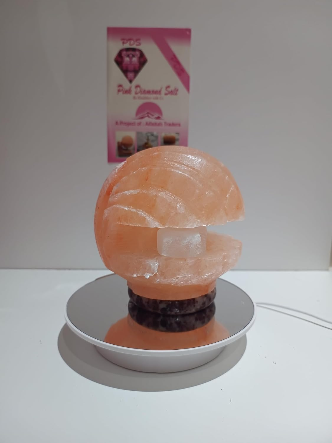 2-3 KG Premium Sea Shell Salt Lamp 100% Authentic, Handcrafted from the Foothills of the Himalayas Beautifully Hand Craft Sea Shell Comes with Complete Electric Fitting image number 1