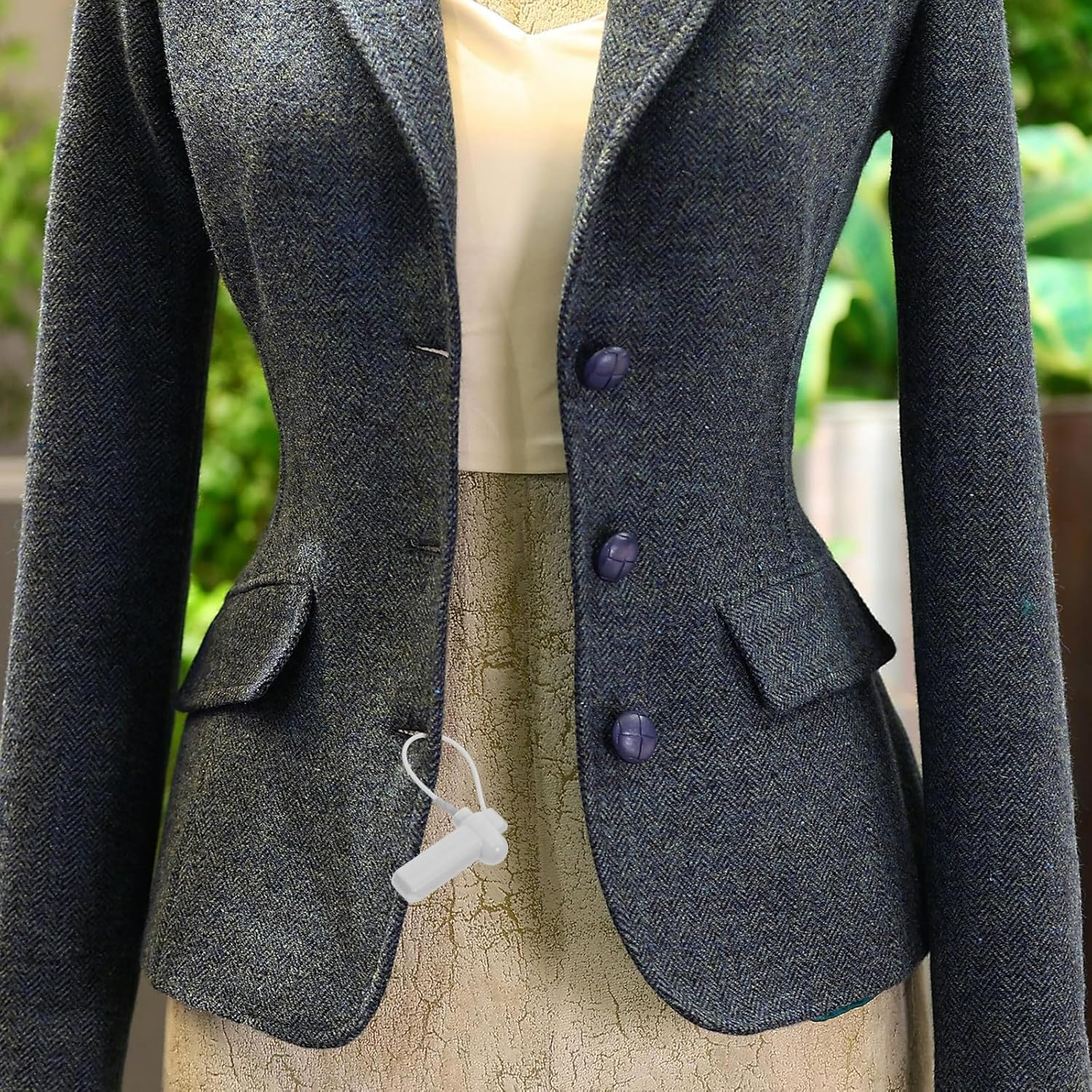 FESTFENDS 20Pcs Light Gray Security Hard Tags for Clothing, Shoes, Hats &ndash; Reusable Retail Alarm Locks for Anti-Theft Protection and Clothing Stores image number 4