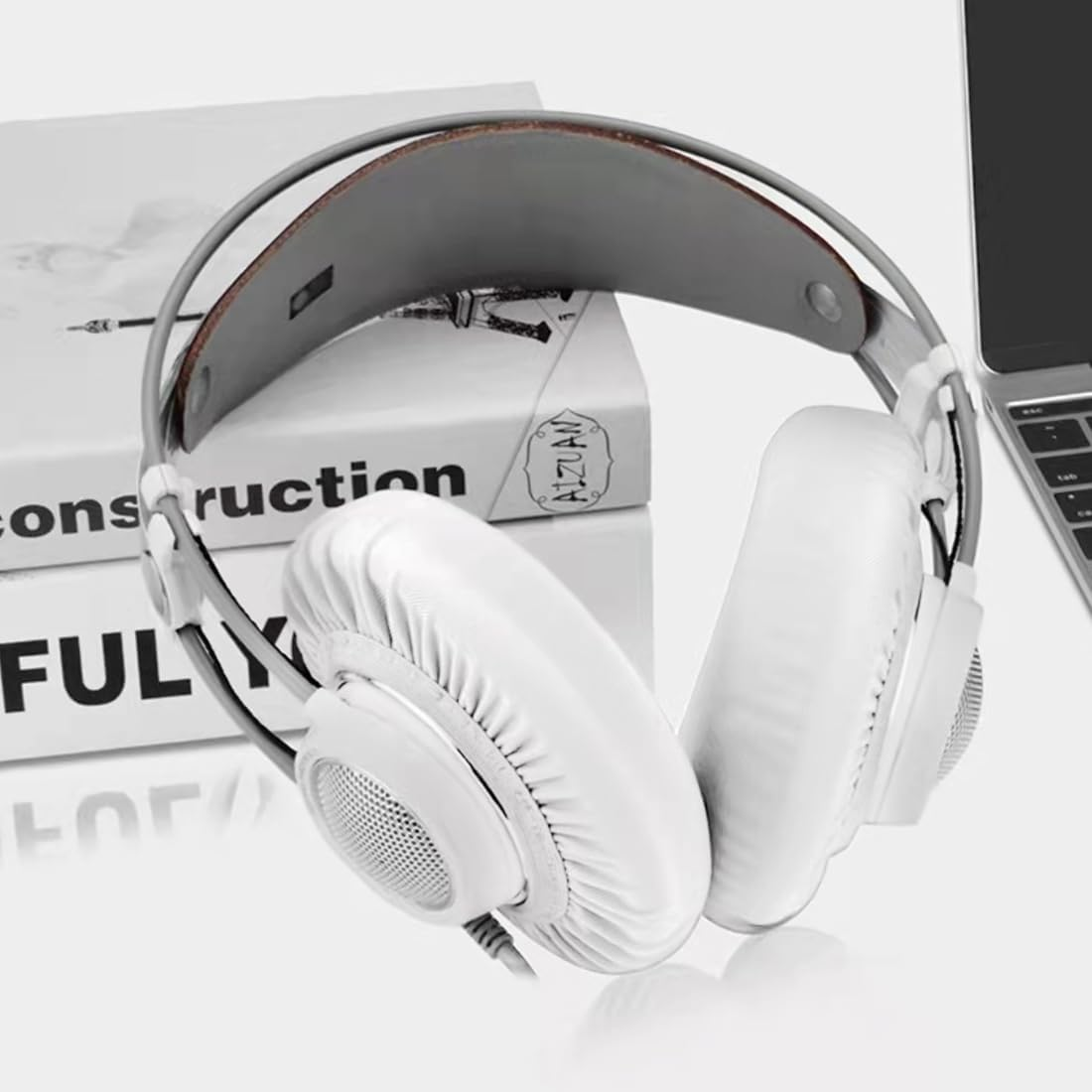 Pack of 6 Headphone Ear Pads, Stretchy Washable Headphone Covers, Headphone Ear Covers Made of Flexible Fabric, Headset Ear Pads, Sweat Protection for Gym, Gaming (White)