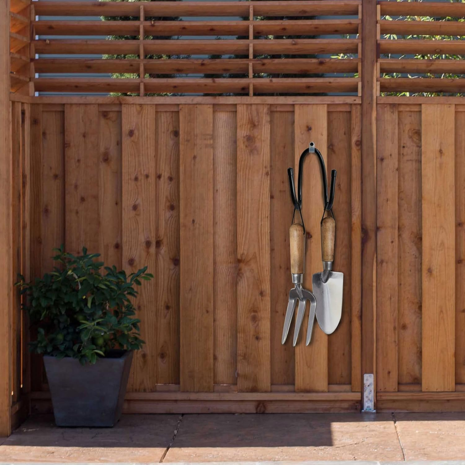 6PCS Chain Link Fence Hooks, Fence Hangers for Leaf Rakes, Pool Poles,Nets,Brushes,Skimmers,Vacuum Hoses Etc, Hooks for Chain Link Fence,Black image number 2