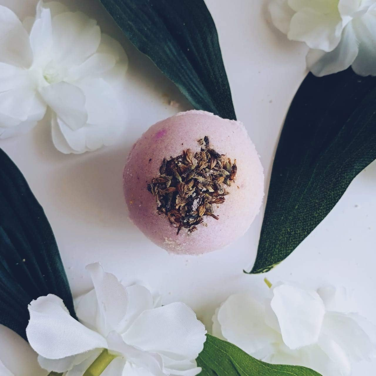 Bath Bomb, Fizzy Aromatic Bath Bomb with Lavender Buds (75G Each) Pack of 3