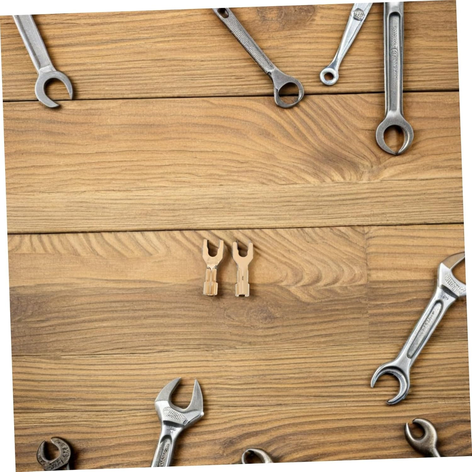 MERRYHAPY 2Pcs Gold Plated Speaker Spade Connectors Angled Hifi Banana Plugs for Secure Audio Amplifier Home Theater Recording Studio Wire Terminals Stable Design