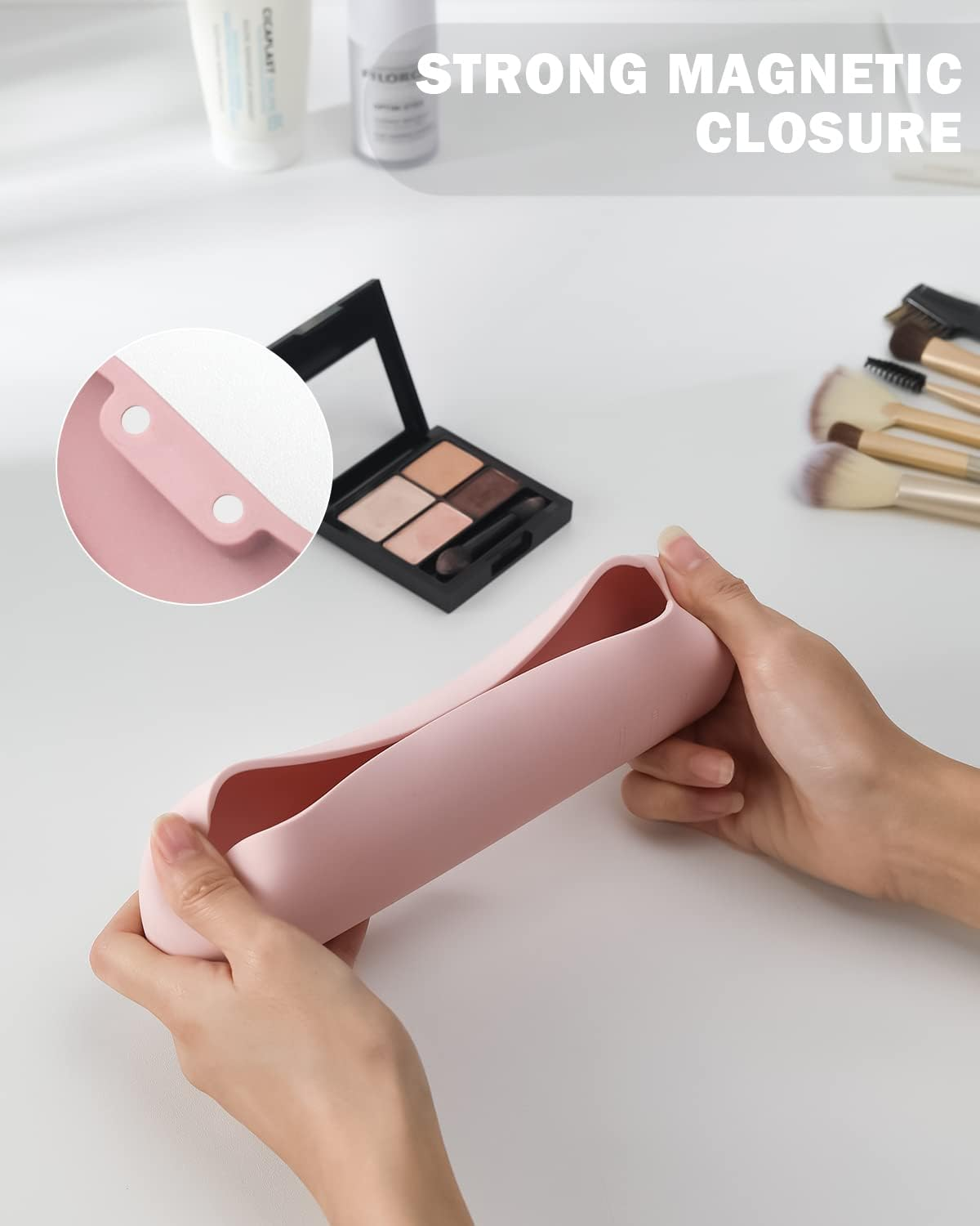 BEZOX Makeup Brush Holder with Magnet Closure - Silicone Make up Brushes Case for Travel &ndash; Portable Cosmetic Brush Organizer Bag - Pink