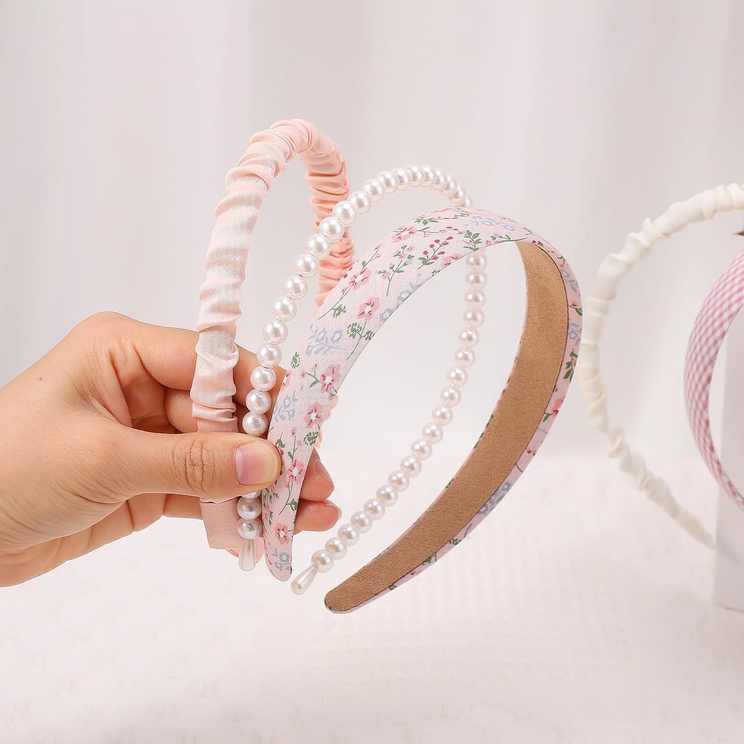 COMNICO Fashion Headbands for Women, 7 Pieces Non Slip Girls Headbands Set Cute Fabric Sparkly Multiple Color Hair Bands Hair Accessories for Women Girls Kids image number 5