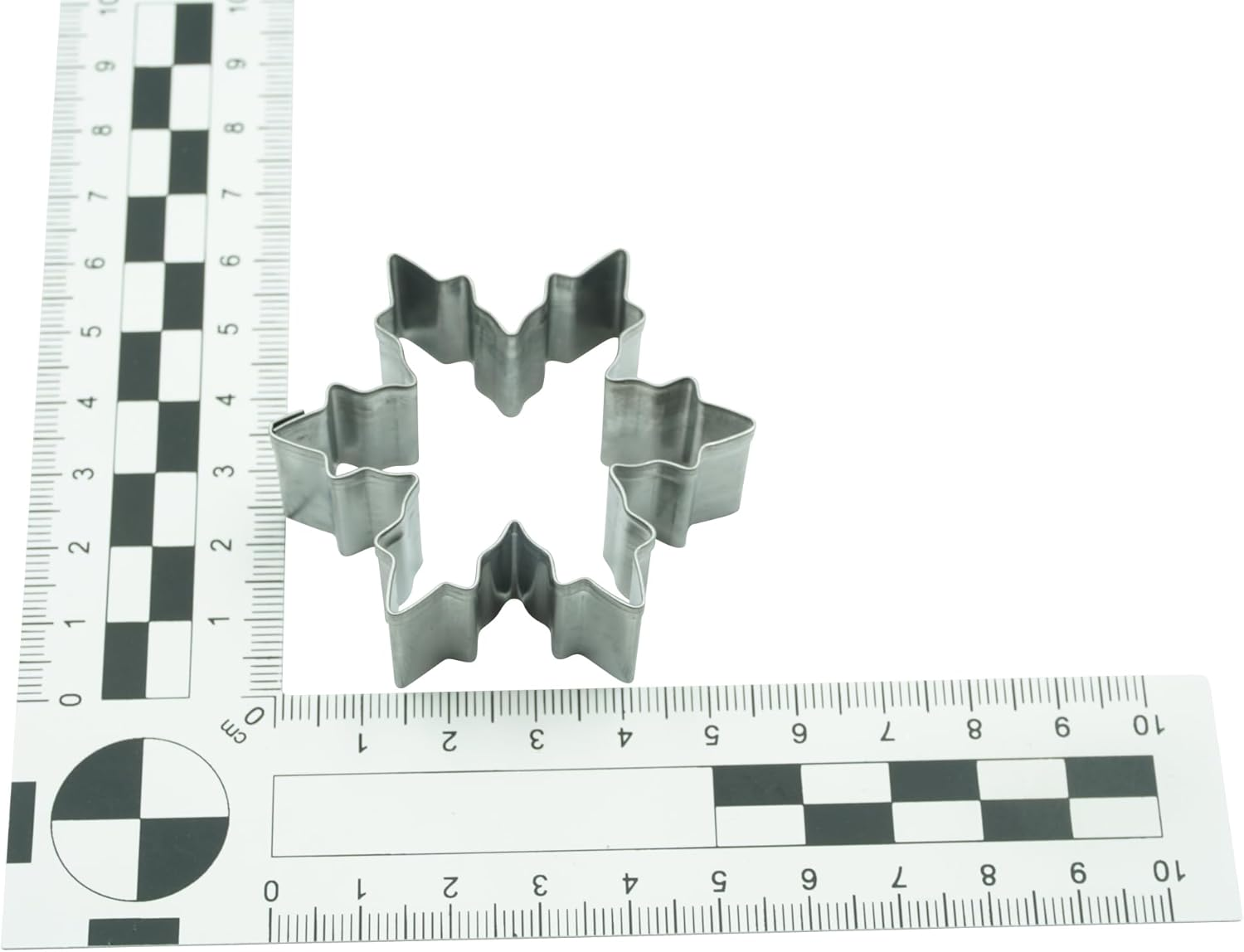 Set of 3 Snowflake Cookie Cutters - Dishwasher-Safe Stainless Steel Cookie Cutters - for Baking Biscuits, Patio Cookies & Linzer Eyes - 45053 image number 1